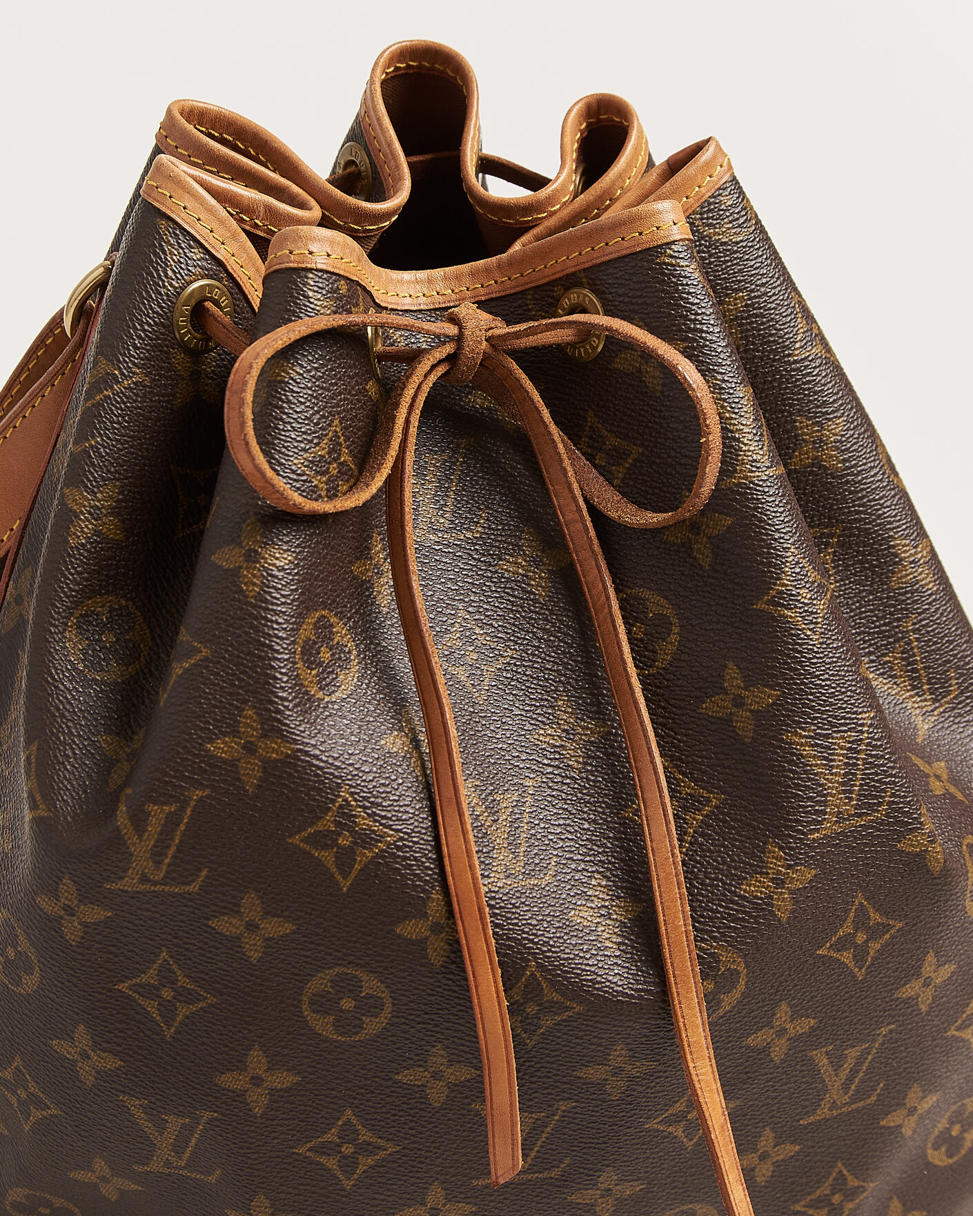 Mies | Pre-Owned & Vintage Bags | Louis Vuitton Pre-Owned | Noé Monogram