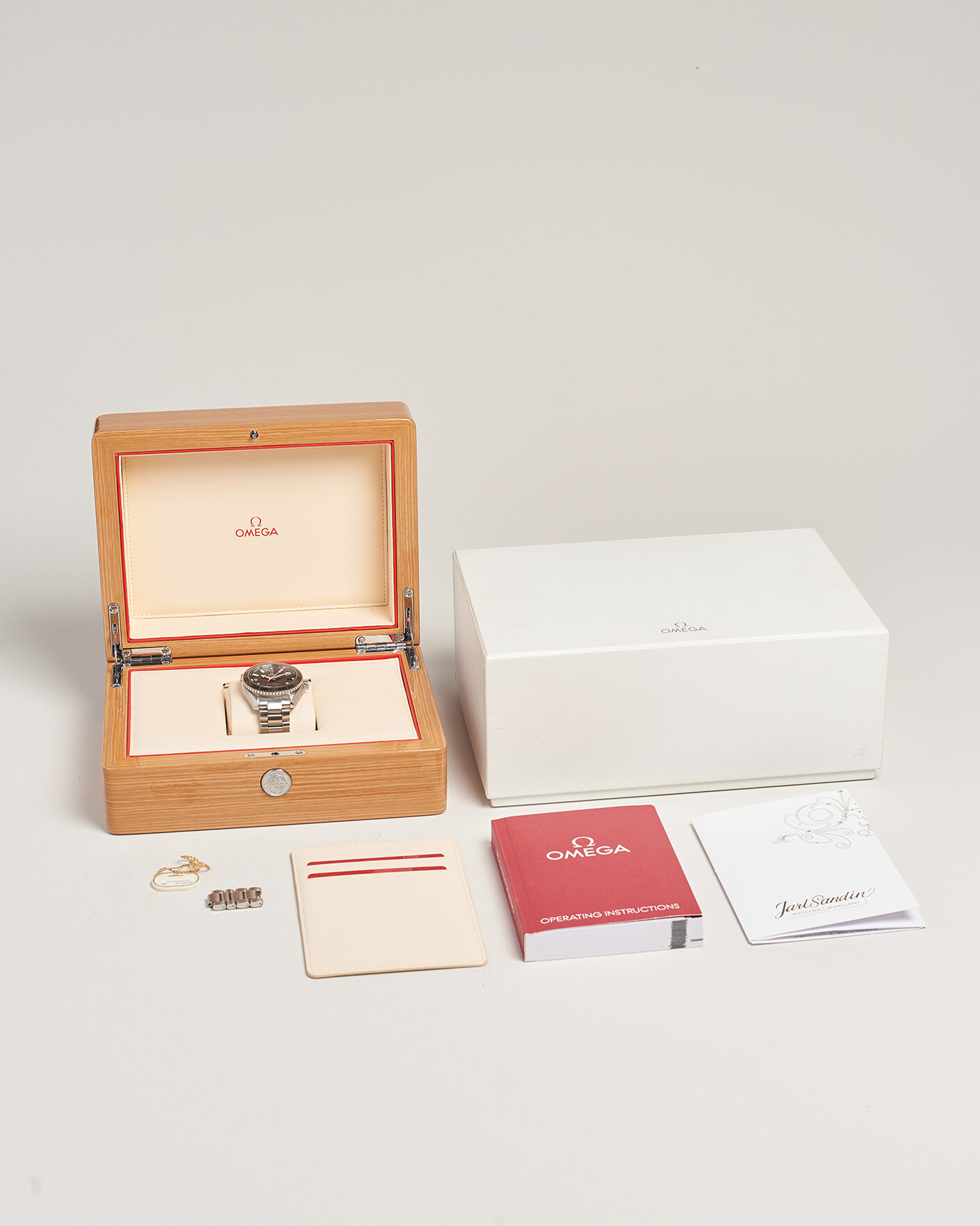 Mies | Pre-Owned & Vintage Watches | Omega Pre-Owned | Seamaster Planet Ocean 600M