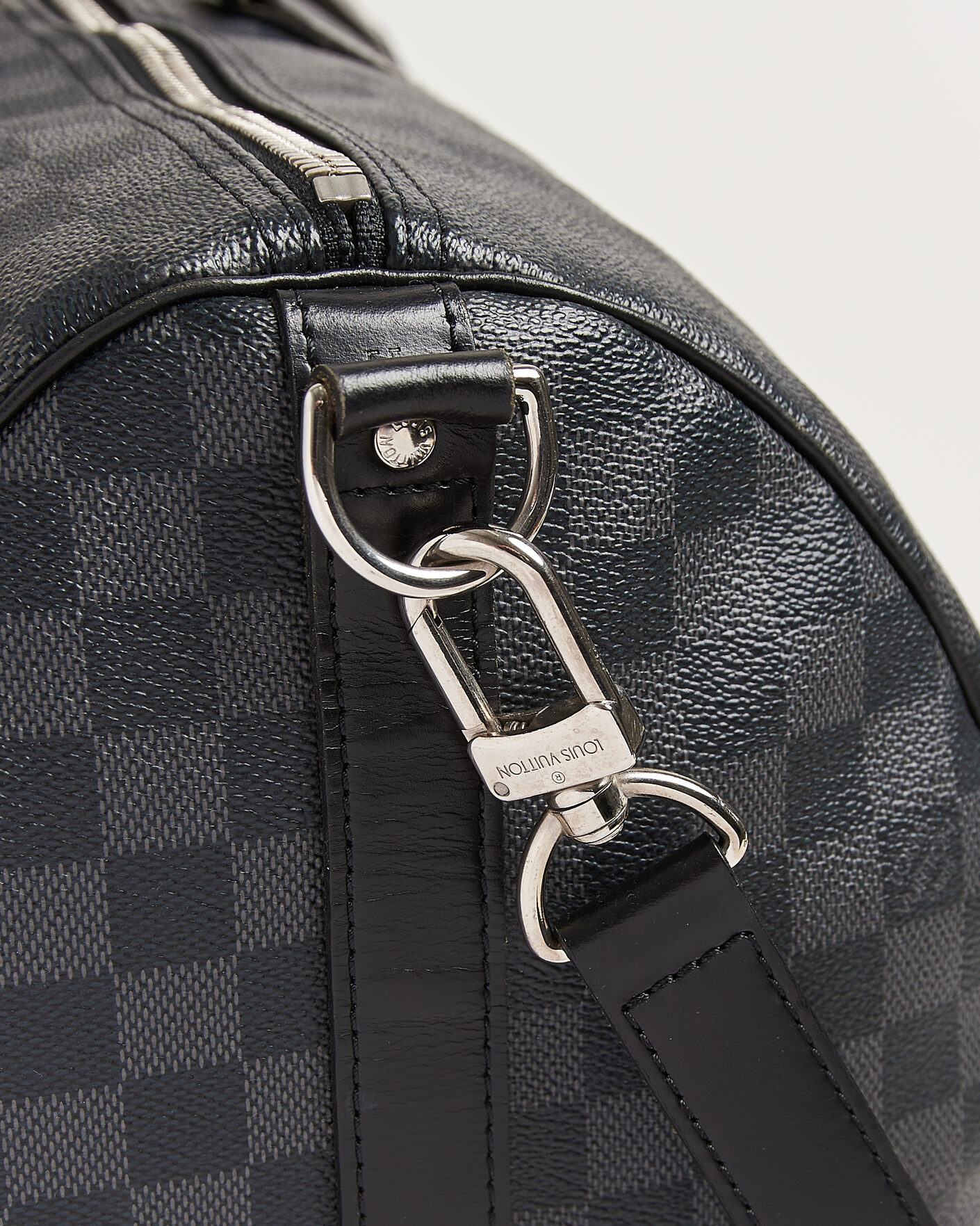 Mies | Pre-Owned & Vintage Bags | Louis Vuitton Pre-Owned | Keepall 55 Bandouliére Damier Graphite