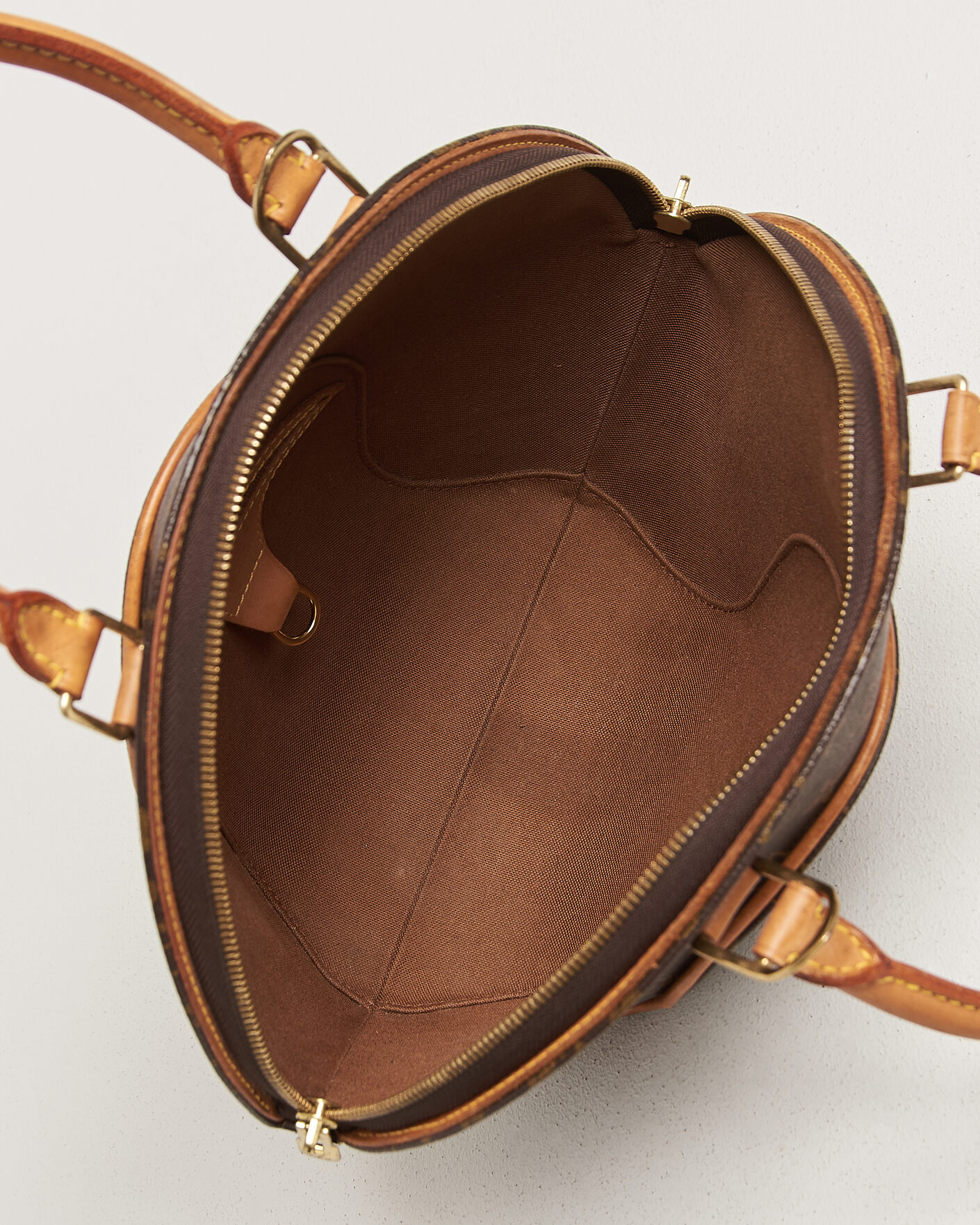 Mies | Pre-Owned & Vintage Bags | Louis Vuitton Pre-Owned | Ellipse PM Bag Monogram