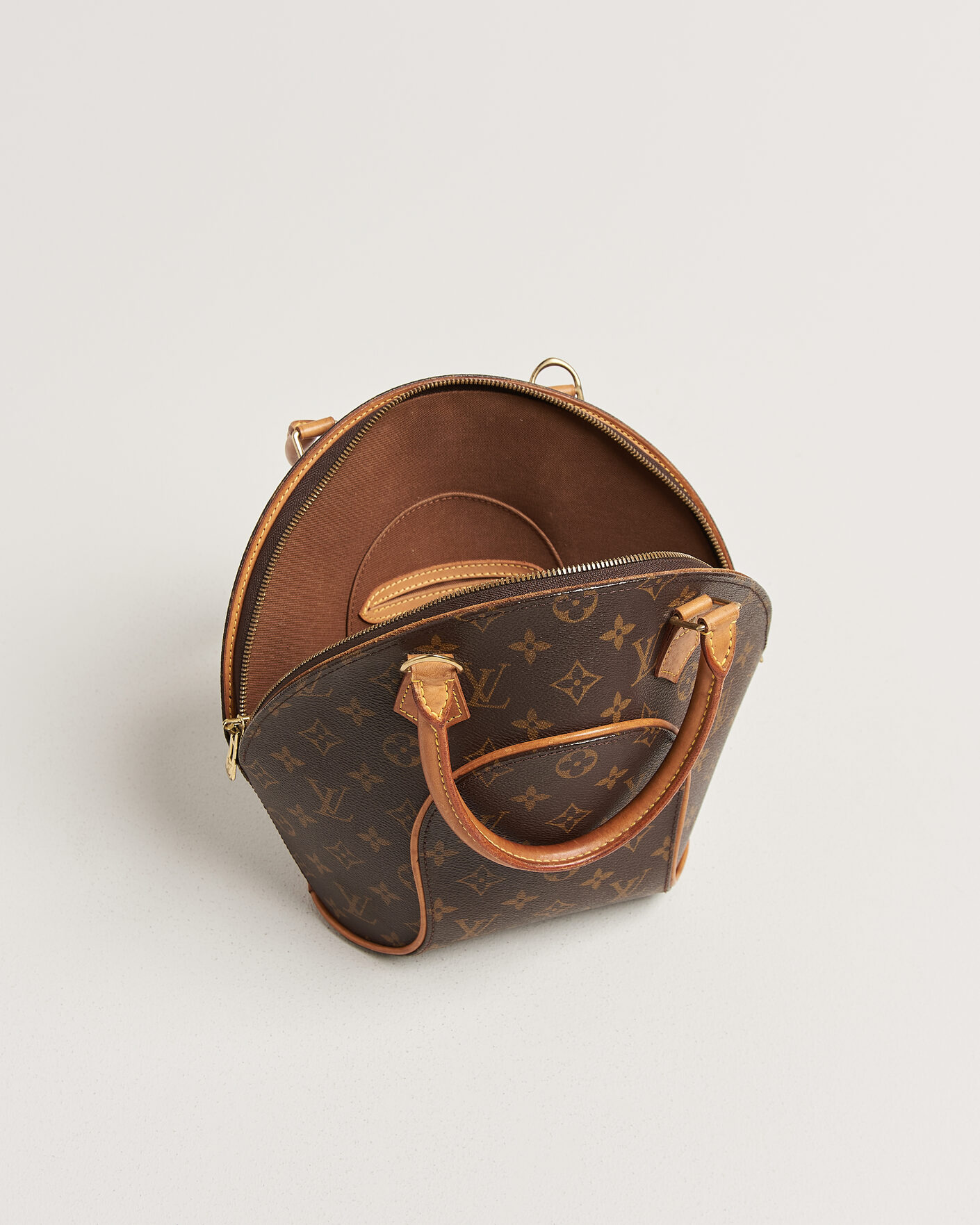 Mies | Pre-Owned & Vintage Bags | Louis Vuitton Pre-Owned | Ellipse PM Bag Monogram