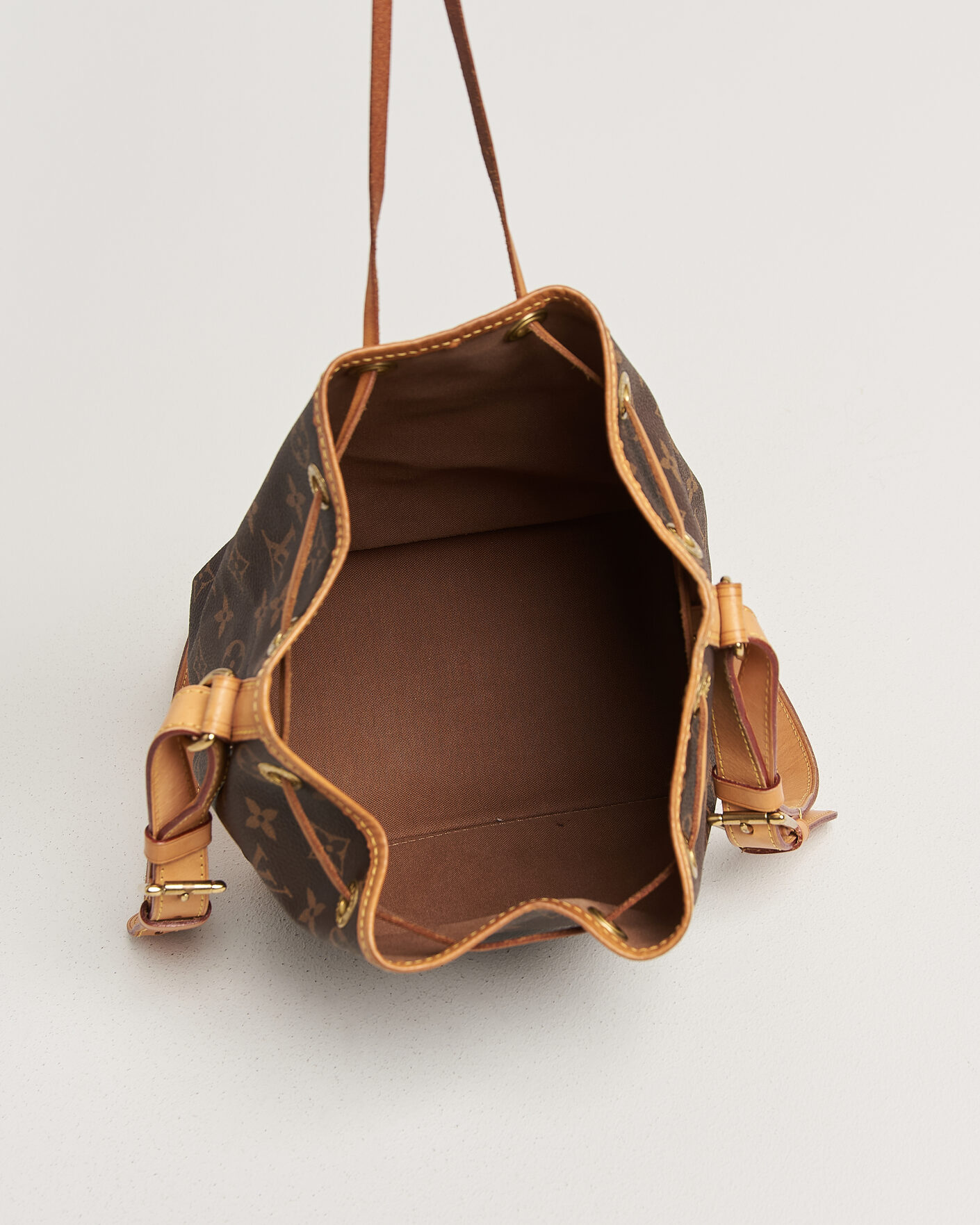 Mies | Pre-Owned & Vintage Bags | Louis Vuitton Pre-Owned | Noé BB Monogram