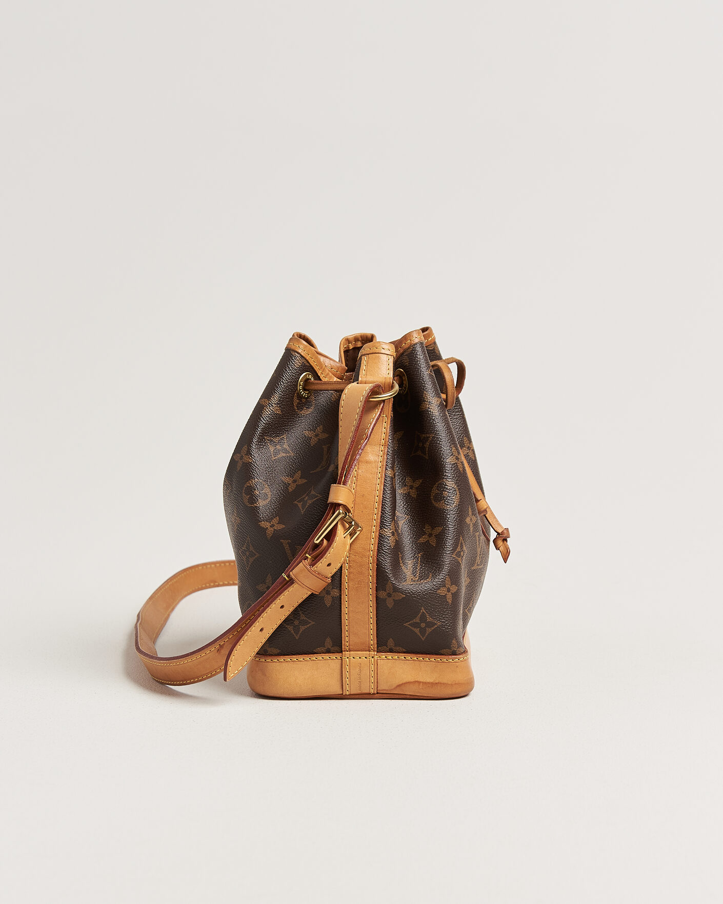 Mies | Pre-Owned & Vintage Bags | Louis Vuitton Pre-Owned | Noé BB Monogram