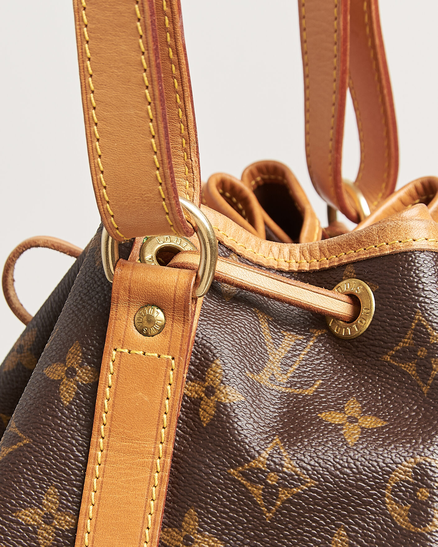Mies | Pre-Owned & Vintage Bags | Louis Vuitton Pre-Owned | Petit Noé Monogram