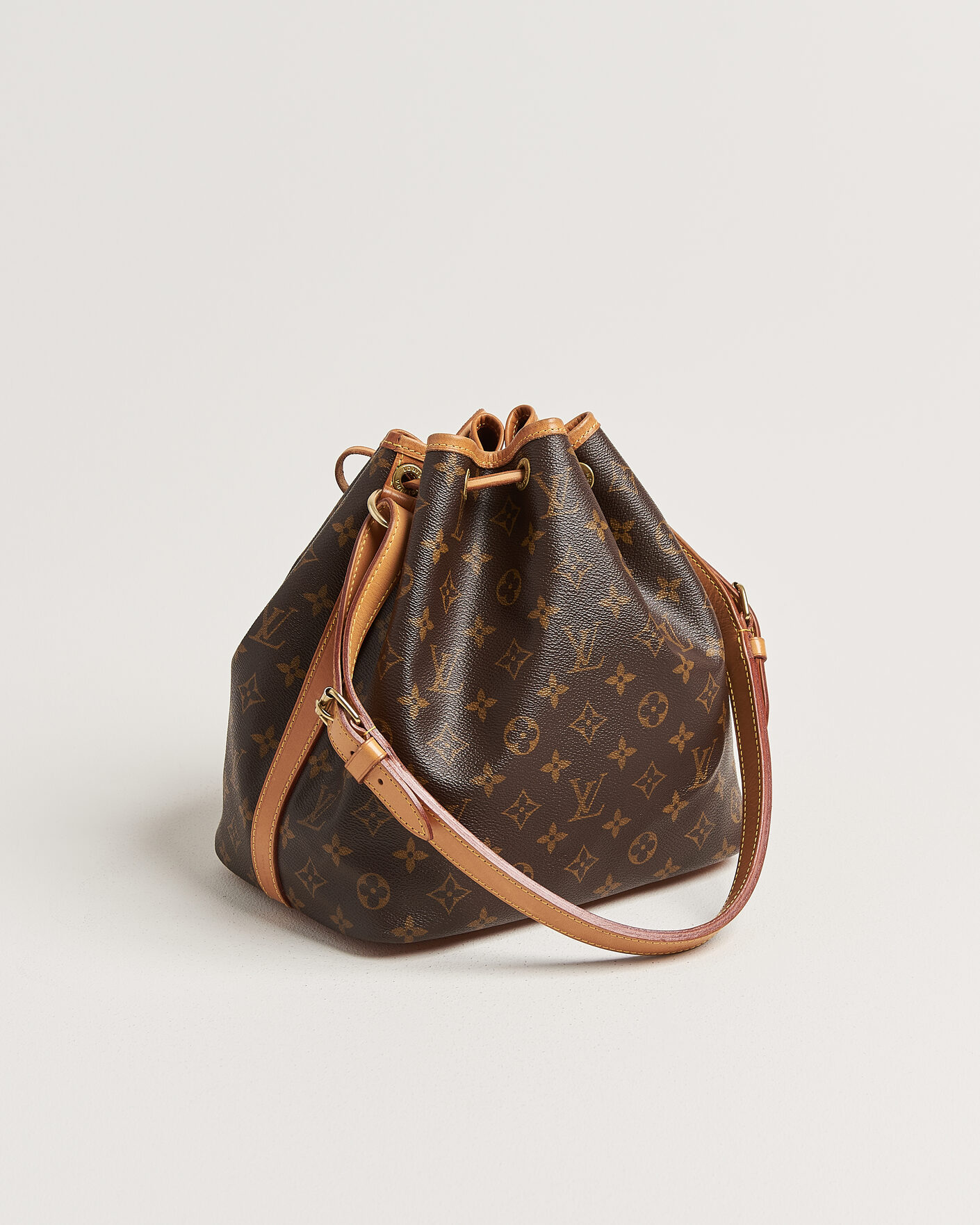 Mies | Pre-Owned & Vintage Bags | Louis Vuitton Pre-Owned | Petit Noé Monogram