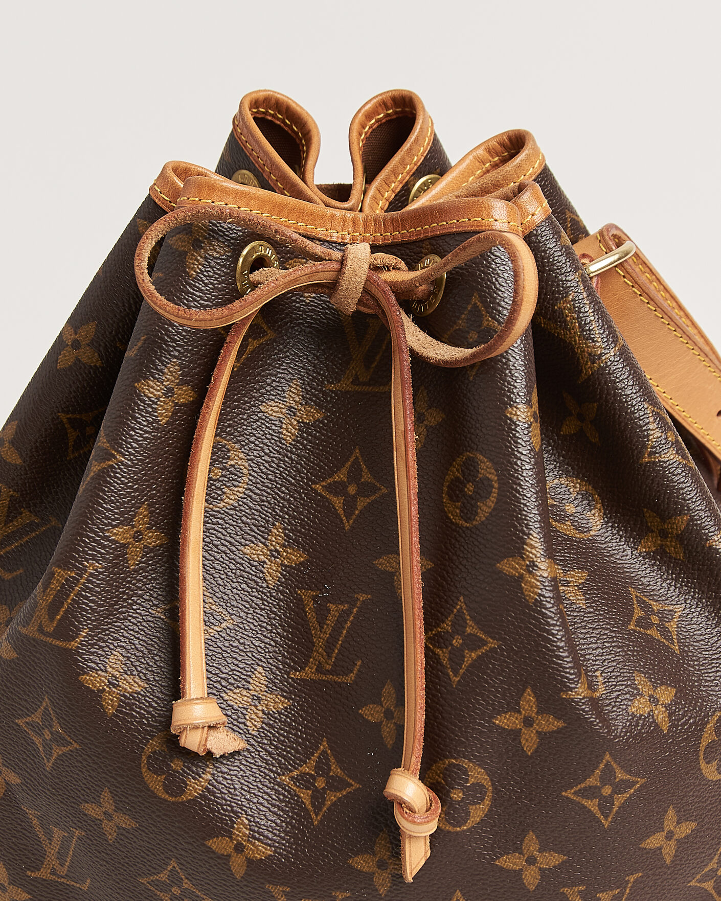 Mies | Pre-Owned & Vintage Bags | Louis Vuitton Pre-Owned | Petit Noé Monogram