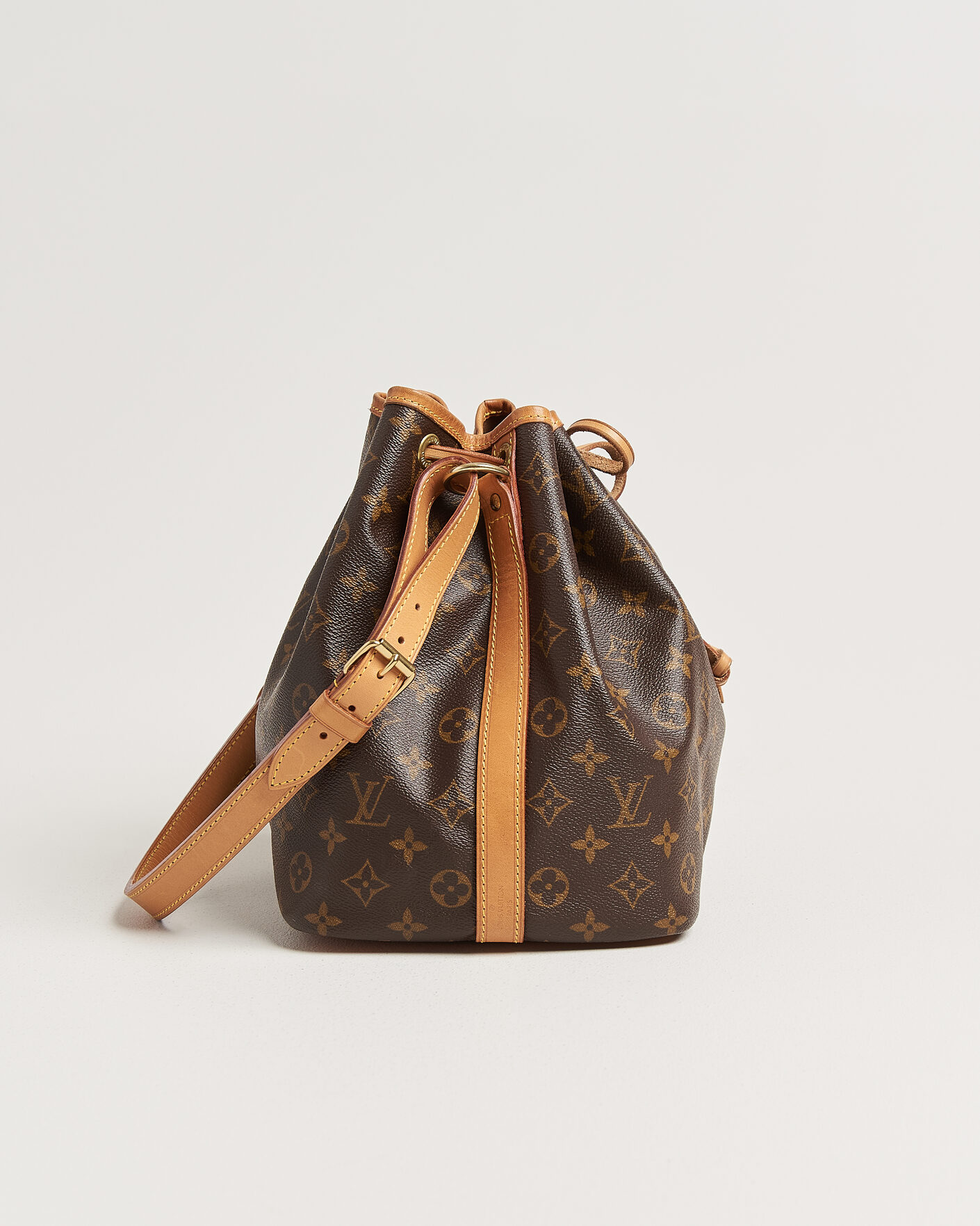 Mies | Pre-Owned & Vintage Bags | Louis Vuitton Pre-Owned | Petit Noé Monogram
