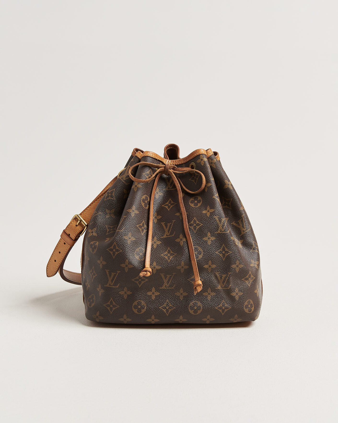 Mies | Pre-Owned & Vintage Bags | Louis Vuitton Pre-Owned | Petit Noé Monogram