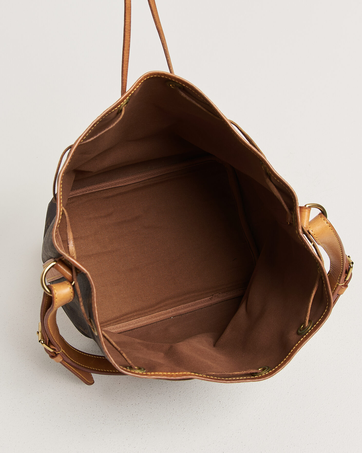 Mies | Pre-Owned & Vintage Bags | Louis Vuitton Pre-Owned | Petit Noé Monogram