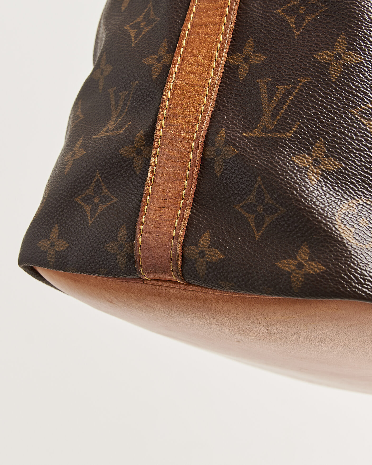 Mies | Pre-Owned & Vintage Bags | Louis Vuitton Pre-Owned | Petit Noé Monogram