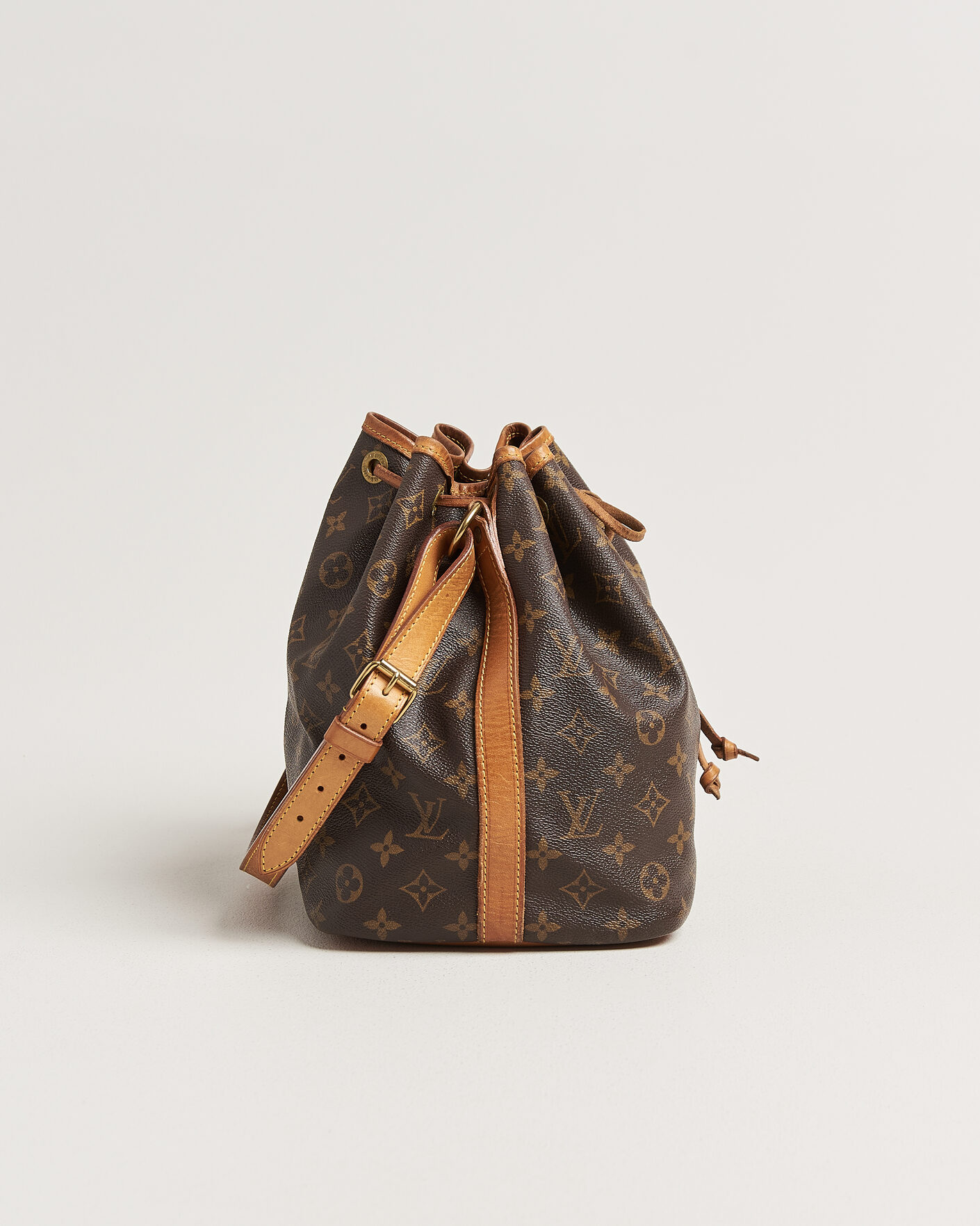 Mies | Pre-Owned & Vintage Bags | Louis Vuitton Pre-Owned | Petit Noé Monogram
