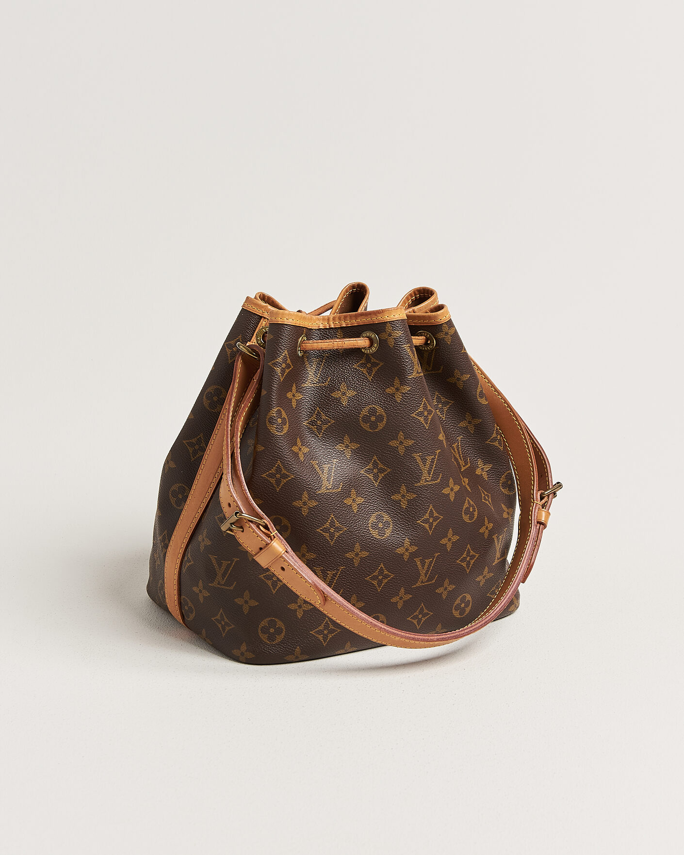 Mies | Pre-Owned & Vintage Bags | Louis Vuitton Pre-Owned | Petit Noé Monogram