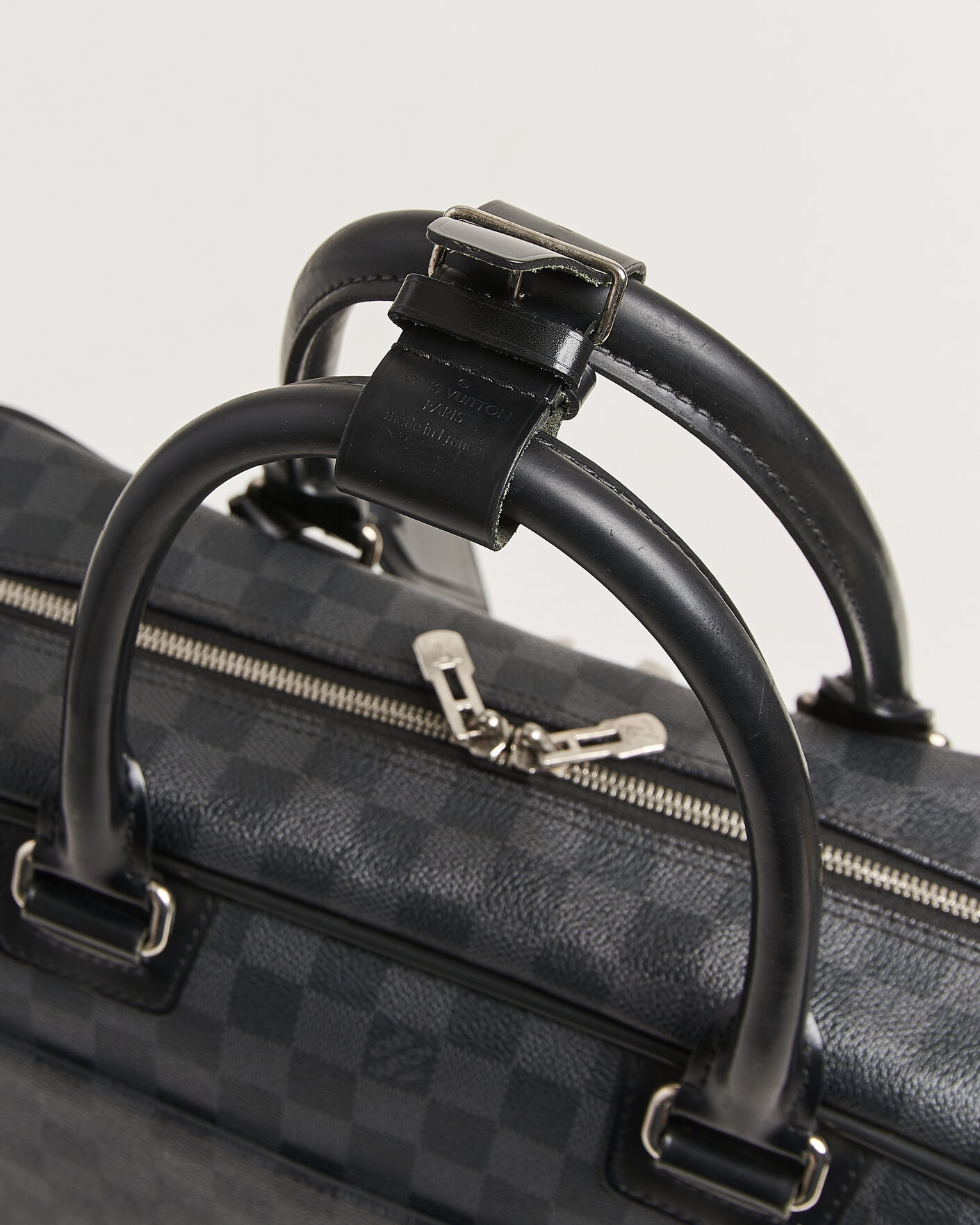 Mies | Pre-Owned & Vintage Bags | Louis Vuitton Pre-Owned | Agal Bag Damier Graphite