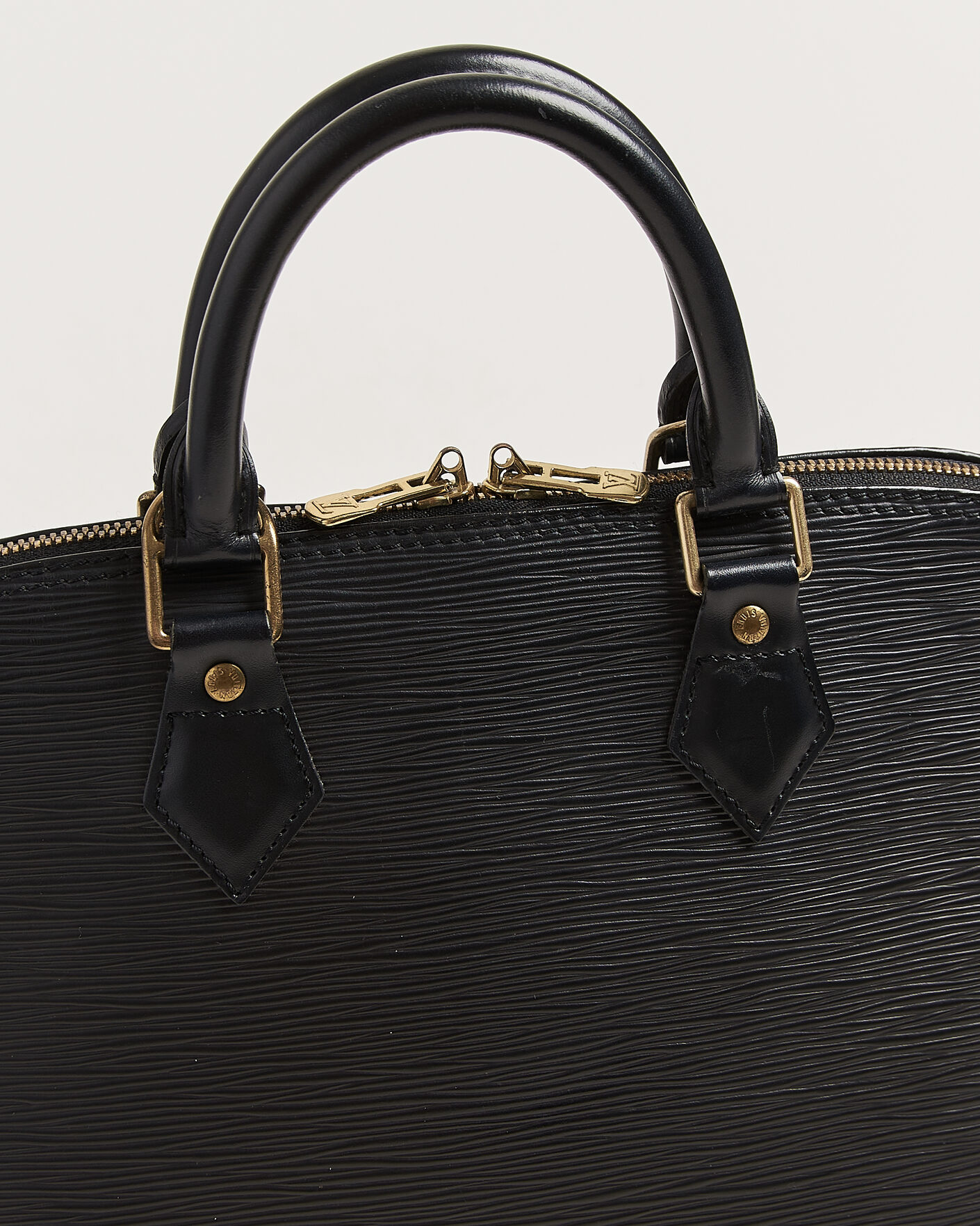 Mies | Pre-Owned & Vintage Bags | Louis Vuitton Pre-Owned | Alma PM Bag Epi Leather Black