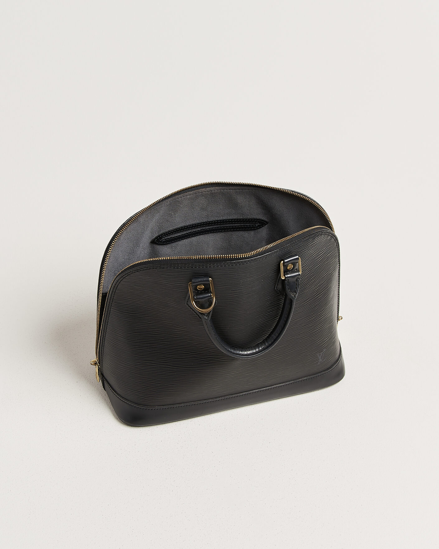 Mies | Pre-Owned & Vintage Bags | Louis Vuitton Pre-Owned | Alma PM Bag Epi Leather Black