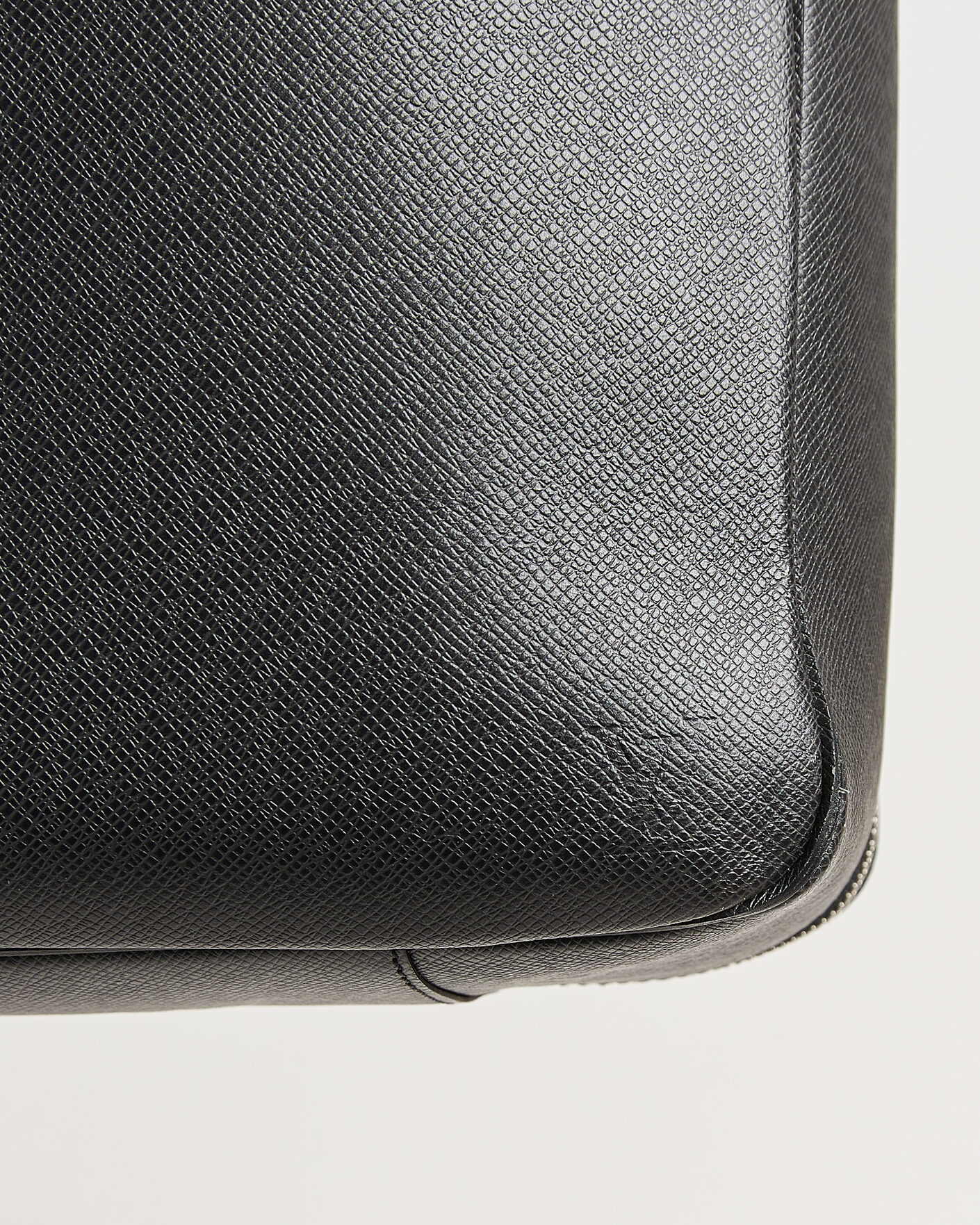 Mies | Pre-Owned & Vintage Bags | Louis Vuitton Pre-Owned | Overnight Bag Taiga Leather Black
