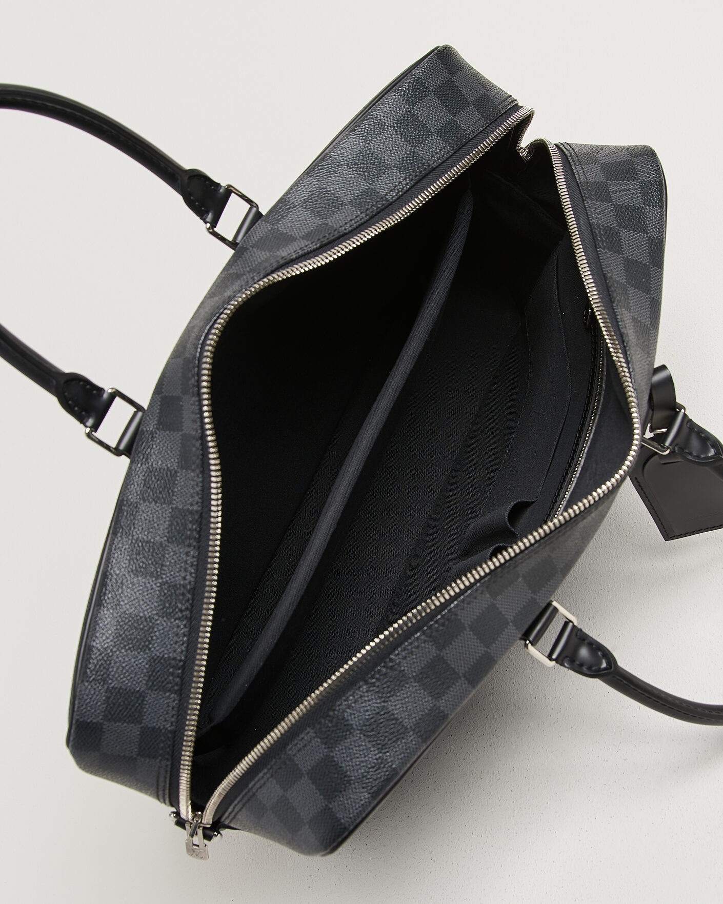 Mies | Pre-Owned & Vintage Bags | Louis Vuitton Pre-Owned | Porte Documents Voyage Damier Graphite
