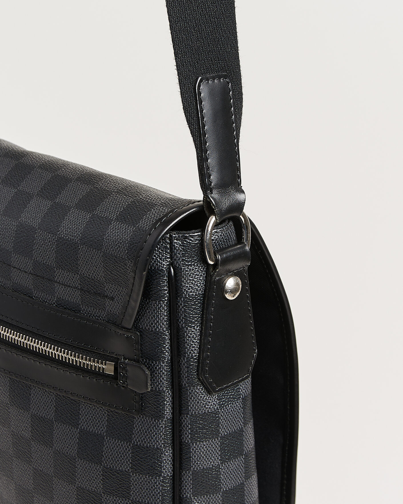 Mies | Pre-Owned & Vintage Bags | Louis Vuitton Pre-Owned | Daniel MM Shoulder Bag Damier Graphite