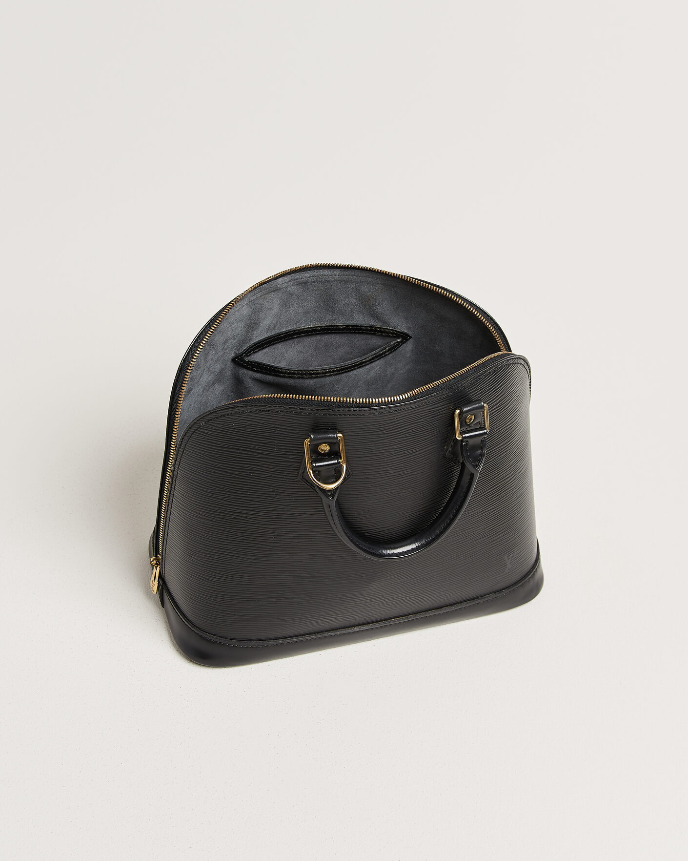 Mies | Pre-Owned & Vintage Bags | Louis Vuitton Pre-Owned | Alma PM Bag Epi Leather Black