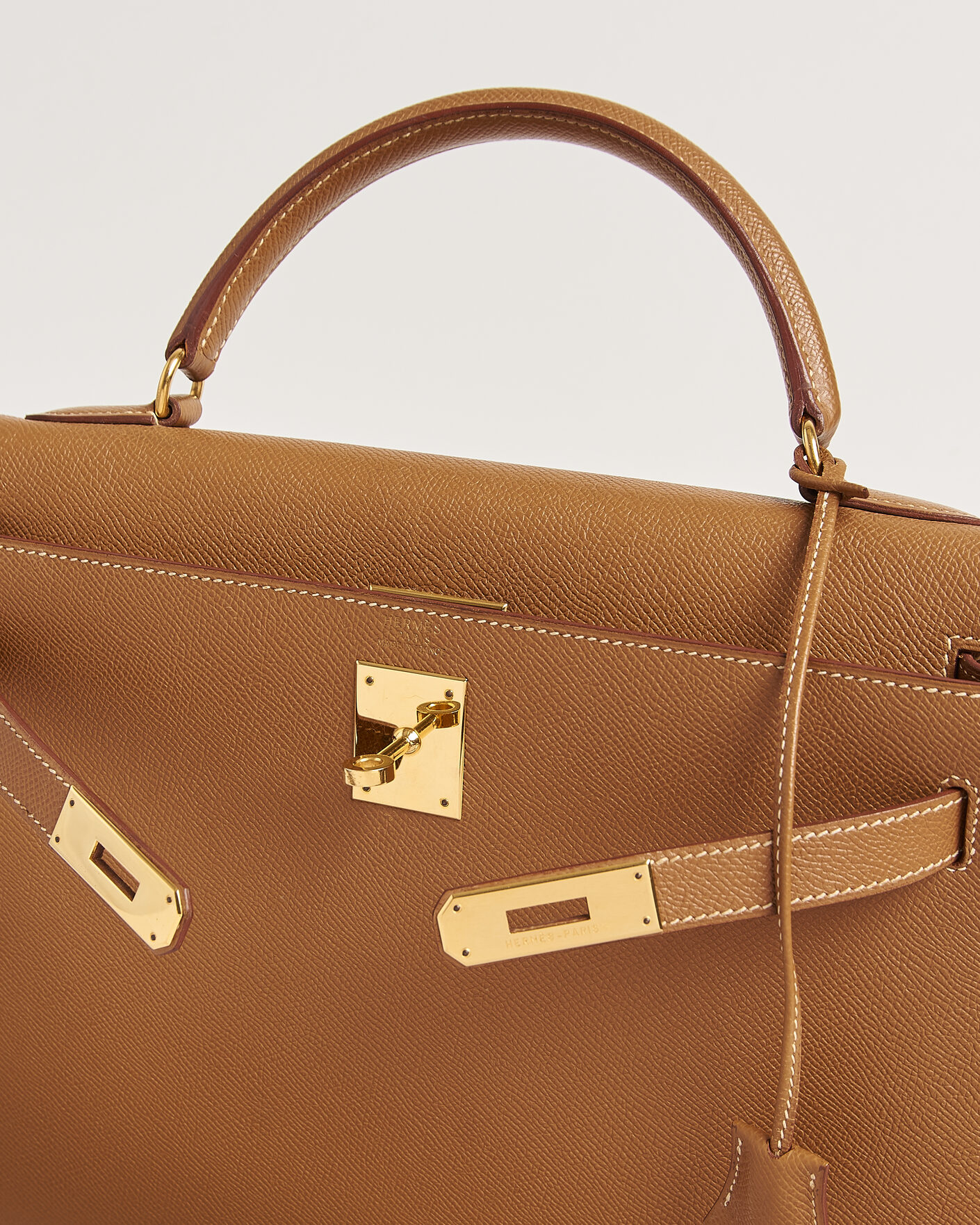 Mies | Pre-Owned & Vintage Bags | Hermès Pre-Owned | Kelly 32 Courchevel Leather Gold