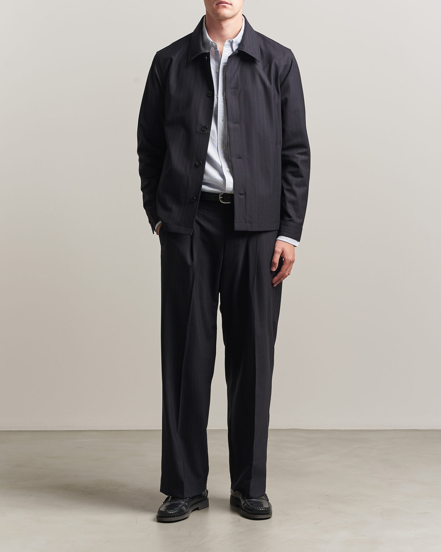 Mies | Kauluspaidat | NN07 | Zander Pinstriped Overshirt Navy Blue