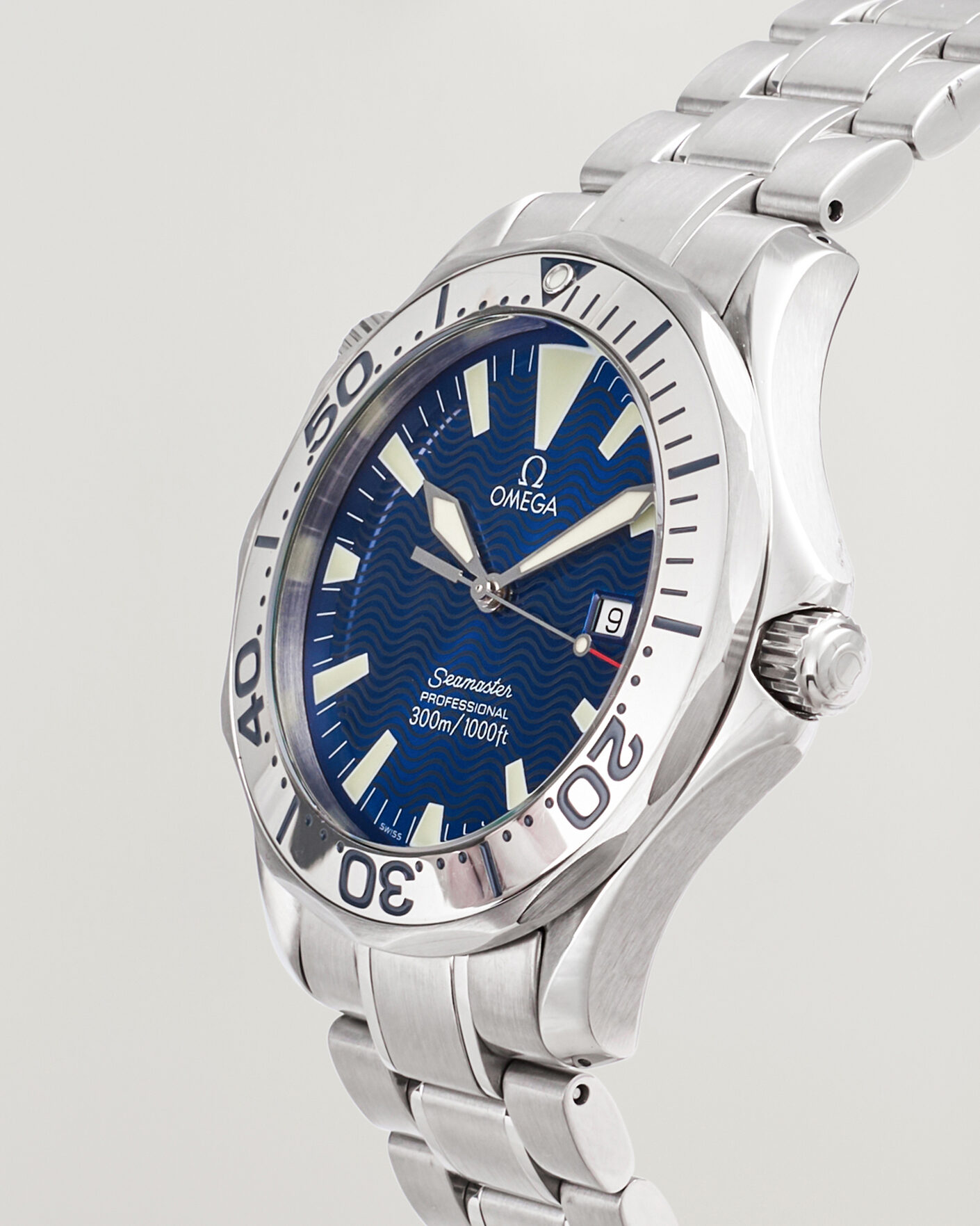 Mies | Pre-Owned & Vintage Watches | Omega Pre-Owned | Seamaster 300M Electric Blue