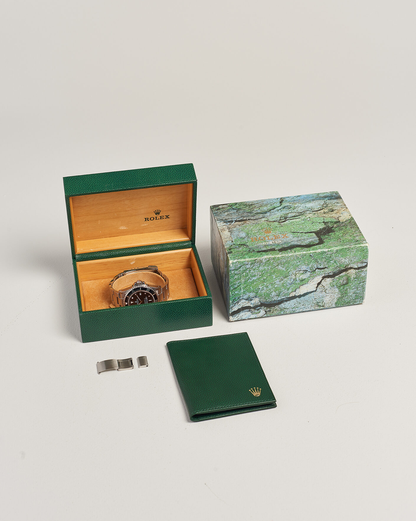 Mies | Pre-Owned & Vintage Watches | Rolex Pre-Owned | Sea-Dweller