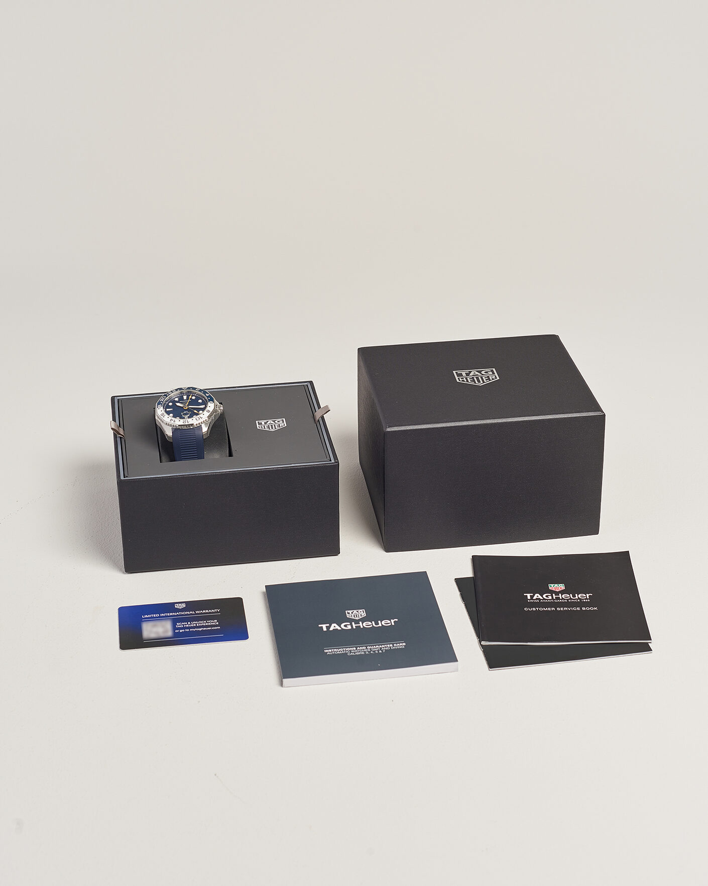 Mies | Pre-Owned & Vintage Watches | Tag Heuer Pre-Owned | Acuaracer GMT