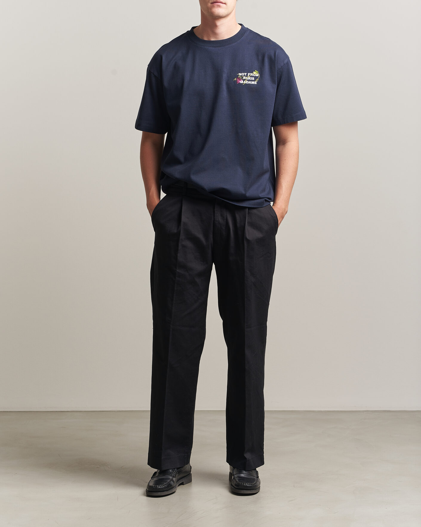 Mies | T-paidat | Drôle de Monsieur | Vine Embroidered Slogan T-Shirt Navy