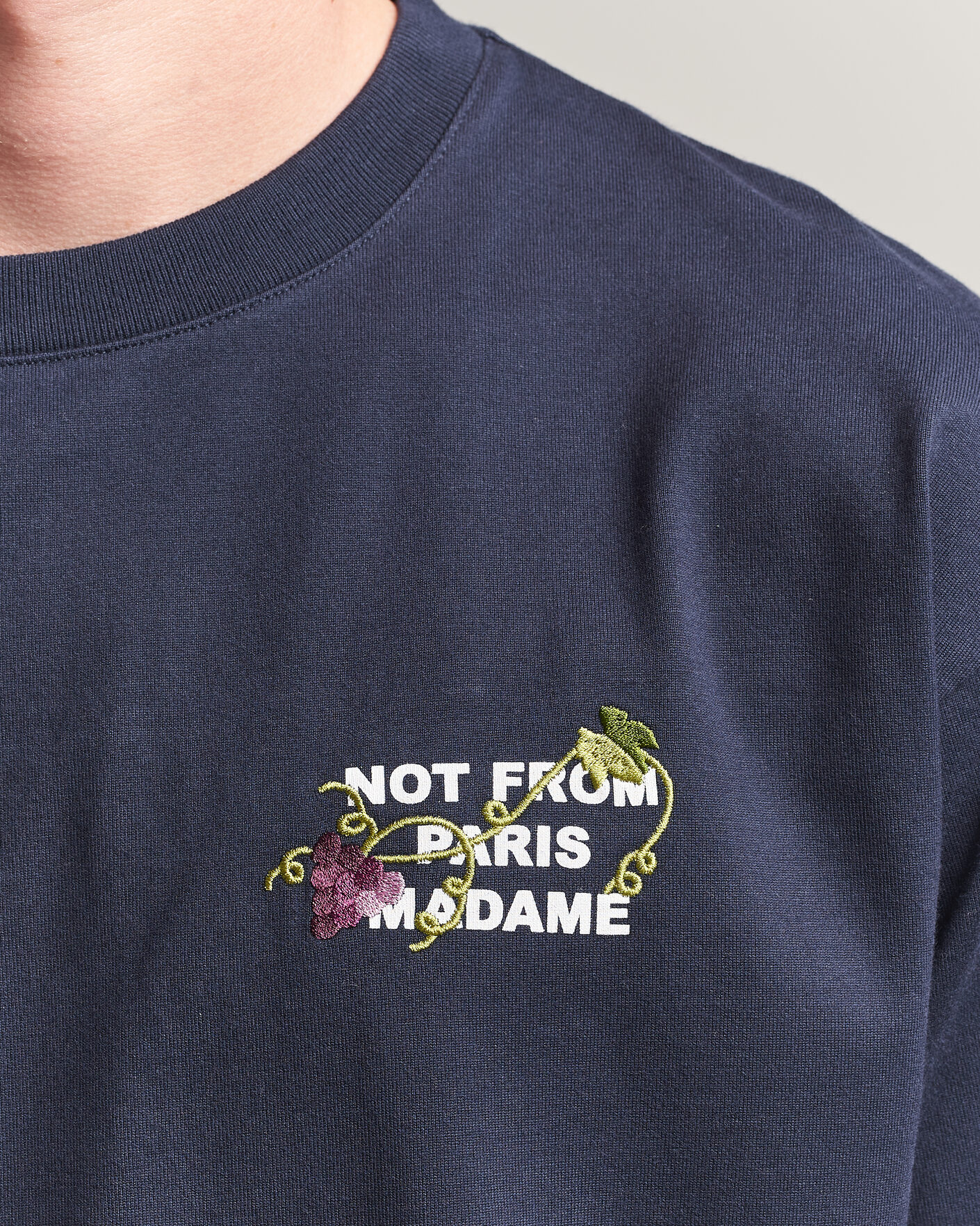 Mies | T-paidat | Drôle de Monsieur | Vine Embroidered Slogan T-Shirt Navy