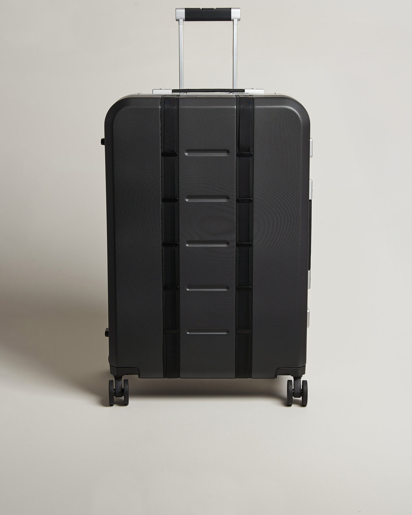 Mies | Laukut | DB | Ramverk Pro Check-In Luggage Large Silver/Black