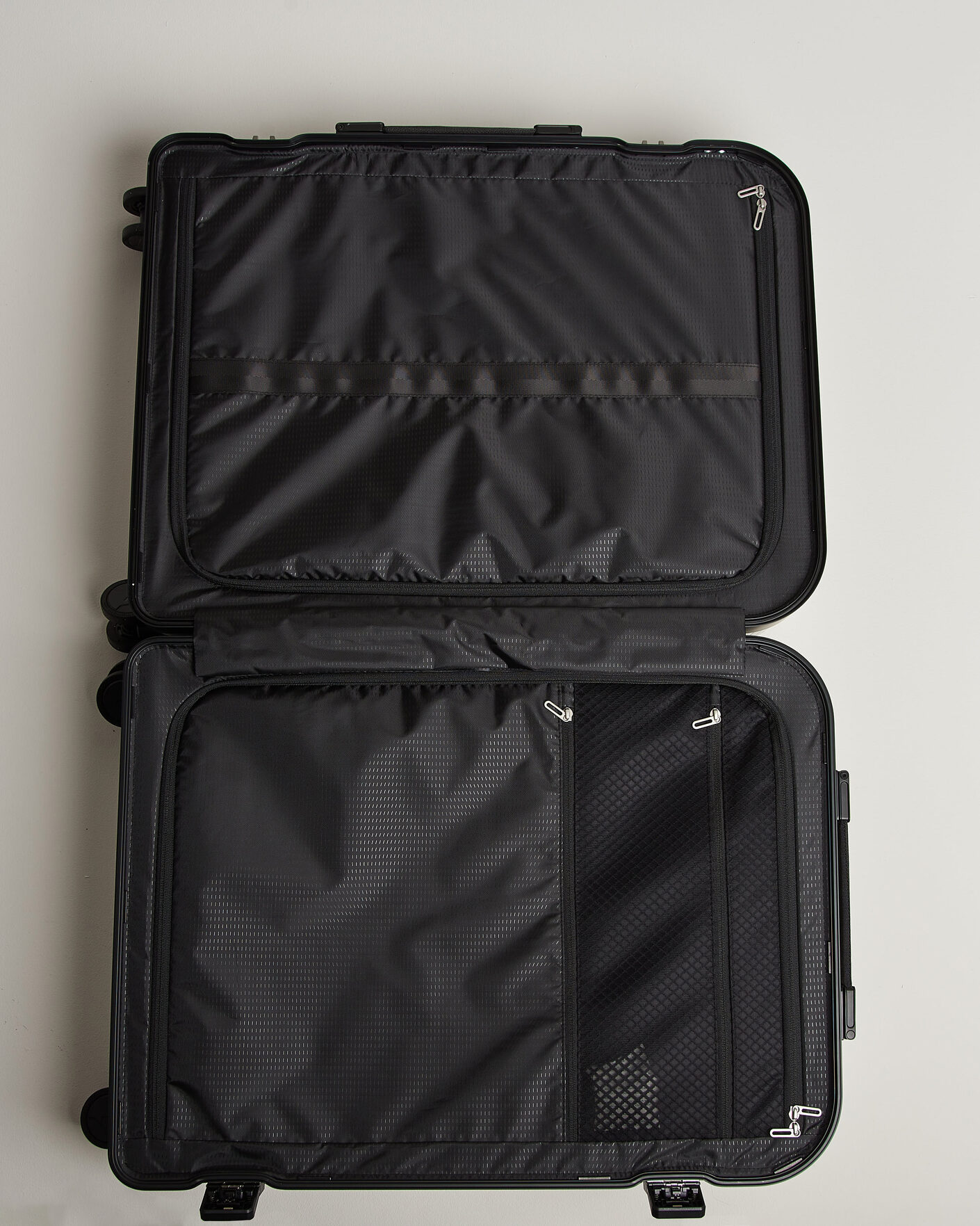 Mies | Laukut | DB | Ramverk Alu Pro Check-In Luggage Large Silver/Onyx