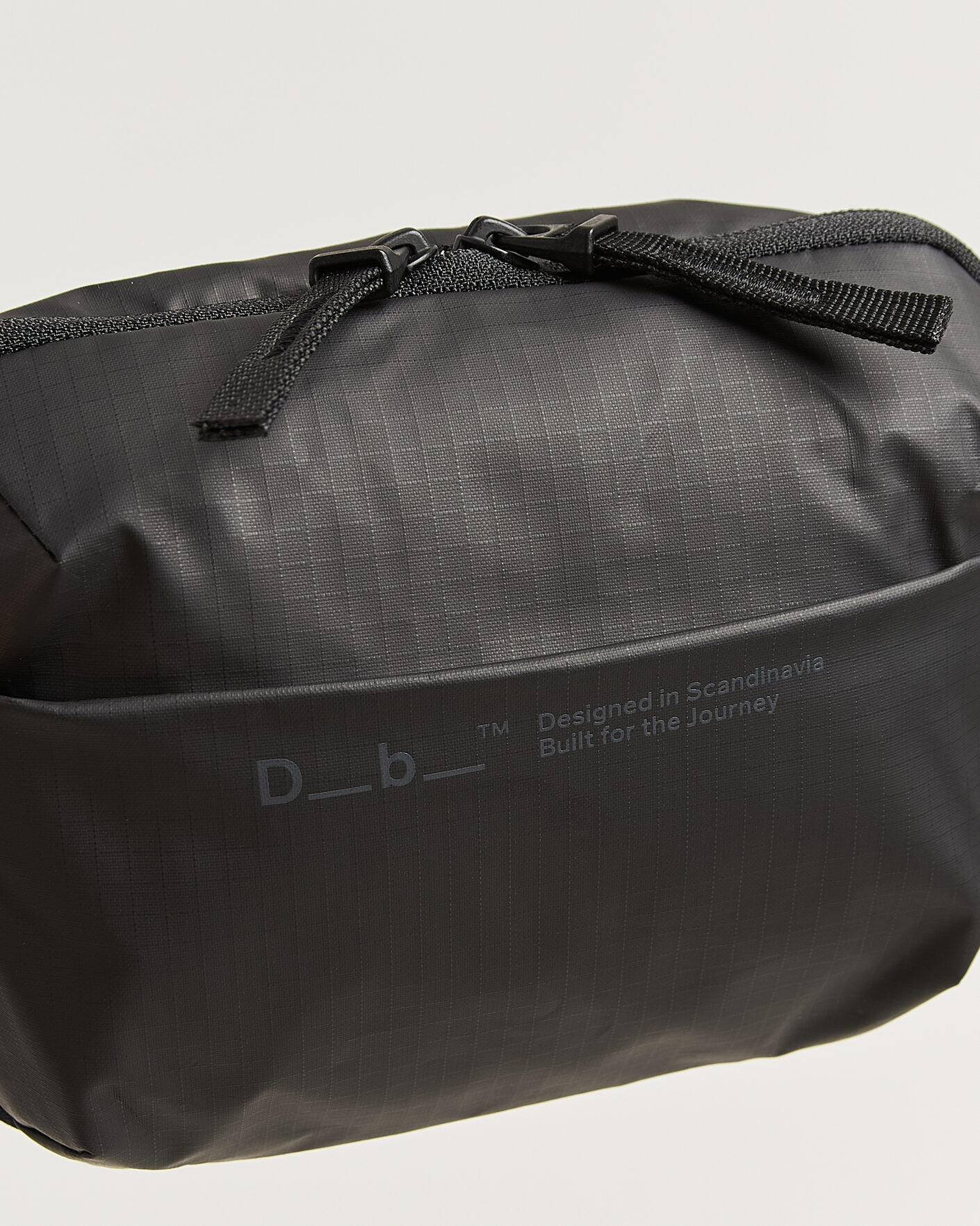 Mies | DB Ramverk Tech Organizer Black Out | DB | Ramverk Tech Organizer Black Out