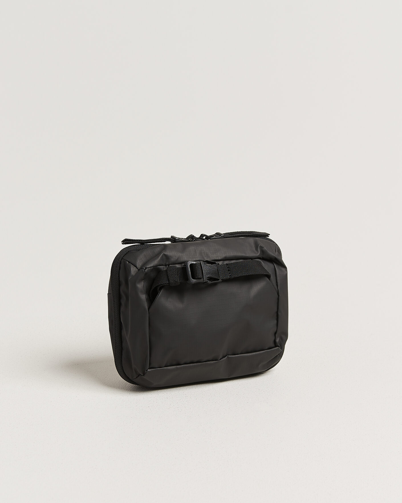 Mies | DB Ramverk Tech Organizer Black Out | DB | Ramverk Tech Organizer Black Out