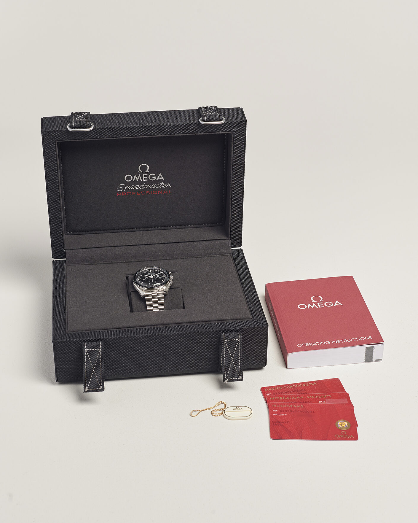 Mies | Omega Pre-Owned Speedmaster Moonwatch | Omega Pre-Owned | Speedmaster Moonwatch