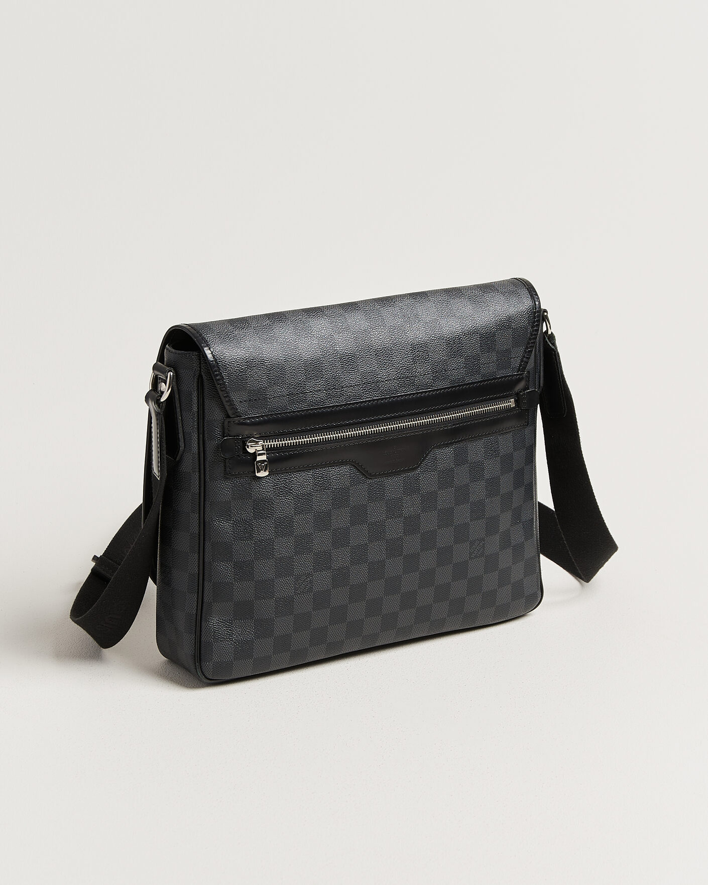Mies | Pre-Owned & Vintage Bags | Louis Vuitton Pre-Owned | Daniel MM Shoulder Bag Damier Graphite