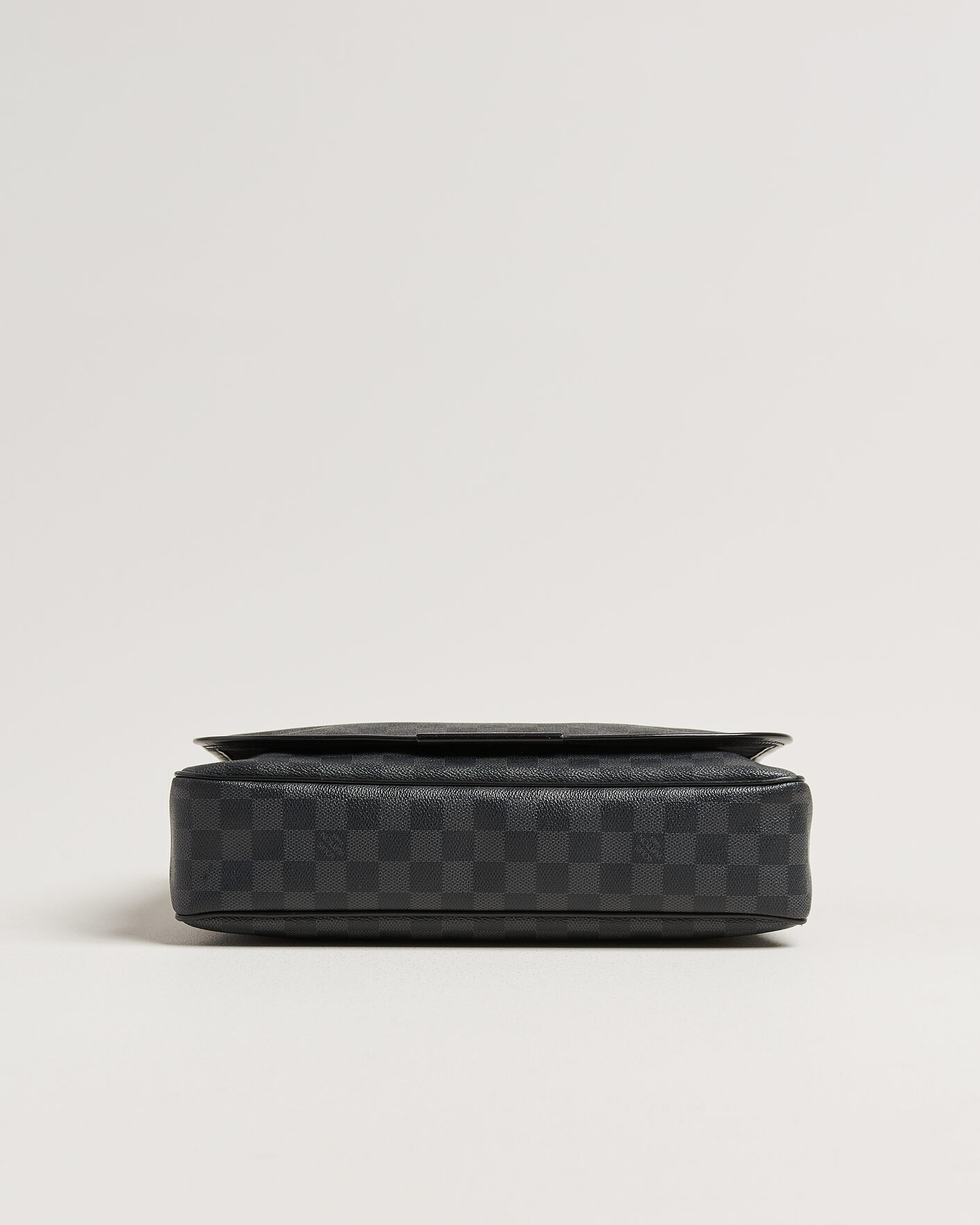Mies | Pre-Owned & Vintage Bags | Louis Vuitton Pre-Owned | Daniel MM Shoulder Bag Damier Graphite