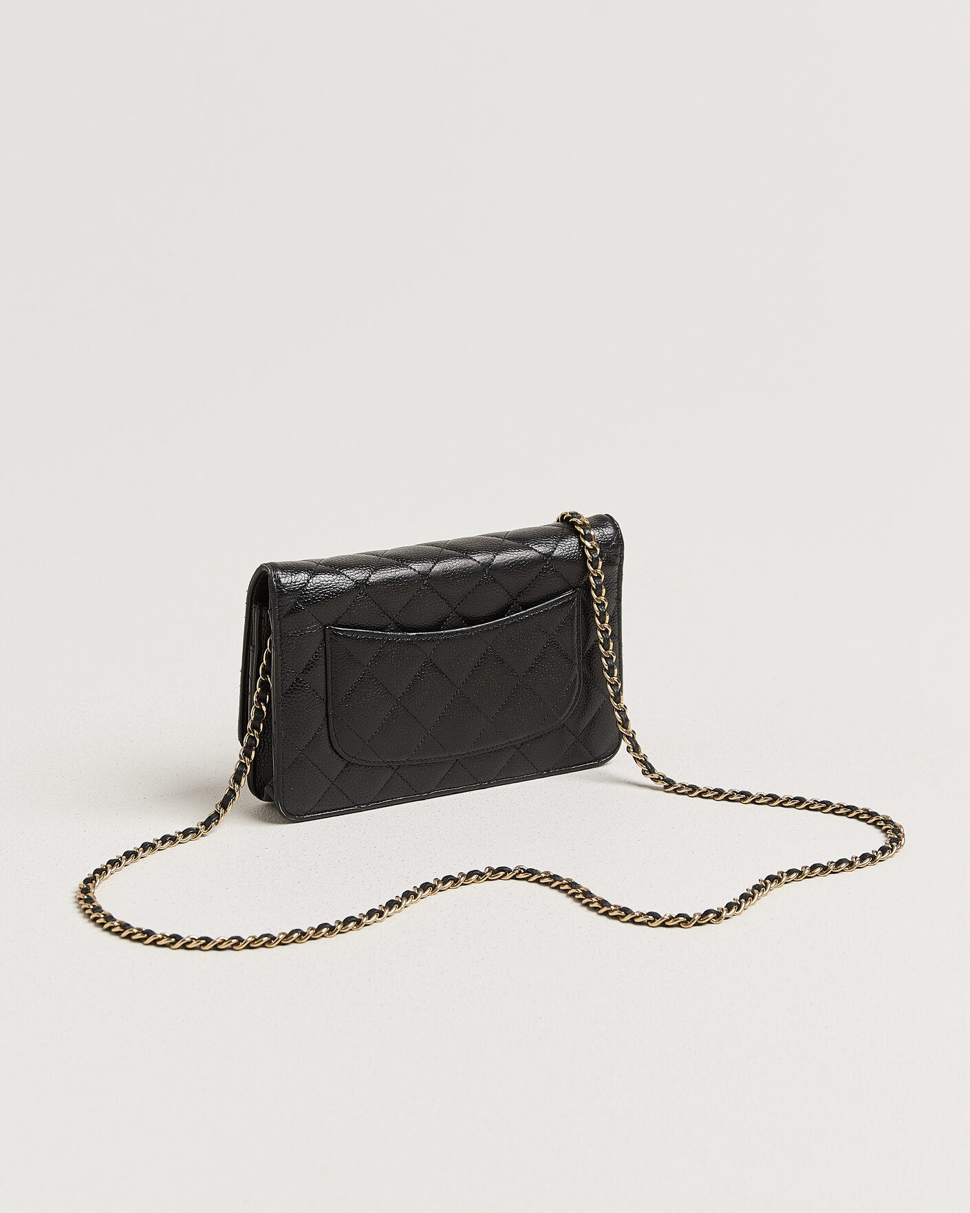 Mies | Pre-Owned & Vintage Bags | Chanel Pre-Owned | Wallet On Chain Caviar Leather Black