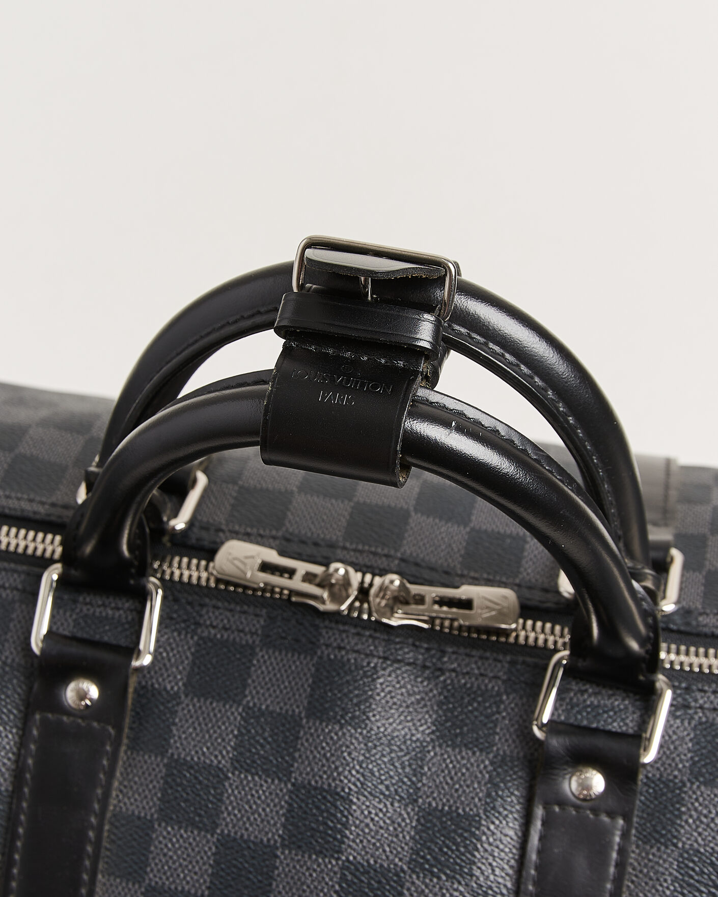 Mies | Pre-Owned & Vintage Bags | Louis Vuitton Pre-Owned | Keepall 55 Bandouliére Damier Graphite
