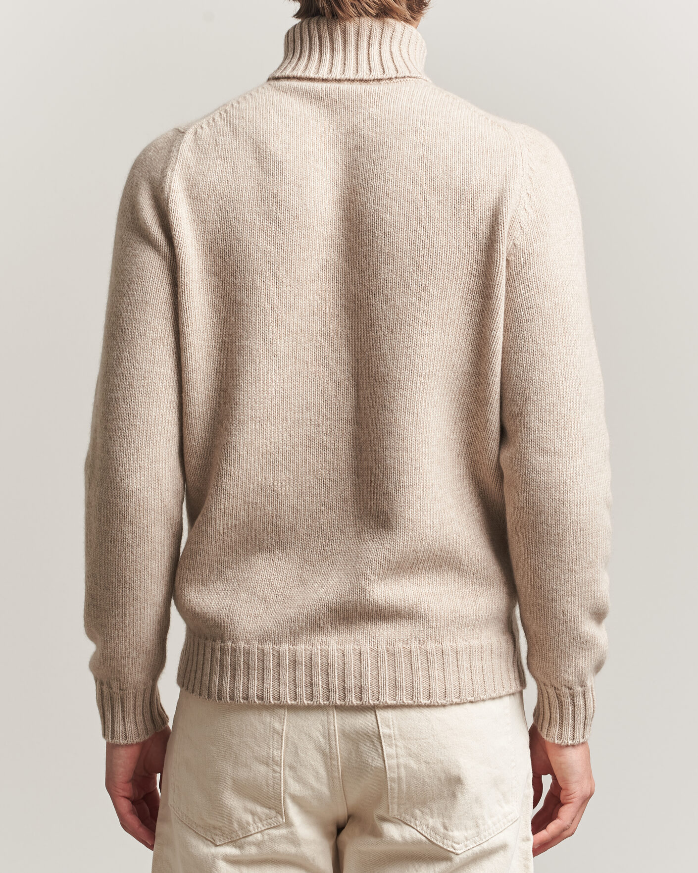 Mies | Puserot | Fedeli | Wool/Cashmere Rollneck Beige