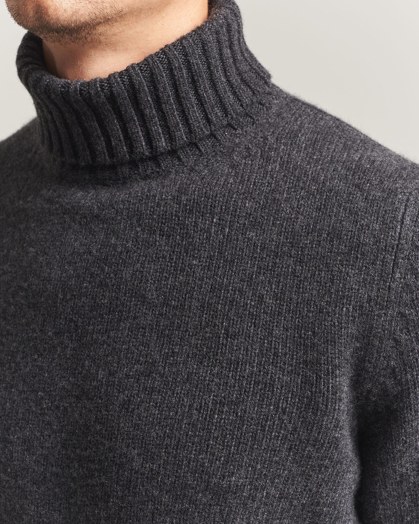 Mies | Puserot | Fedeli | Wool/Cashmere Rollneck Anthracite