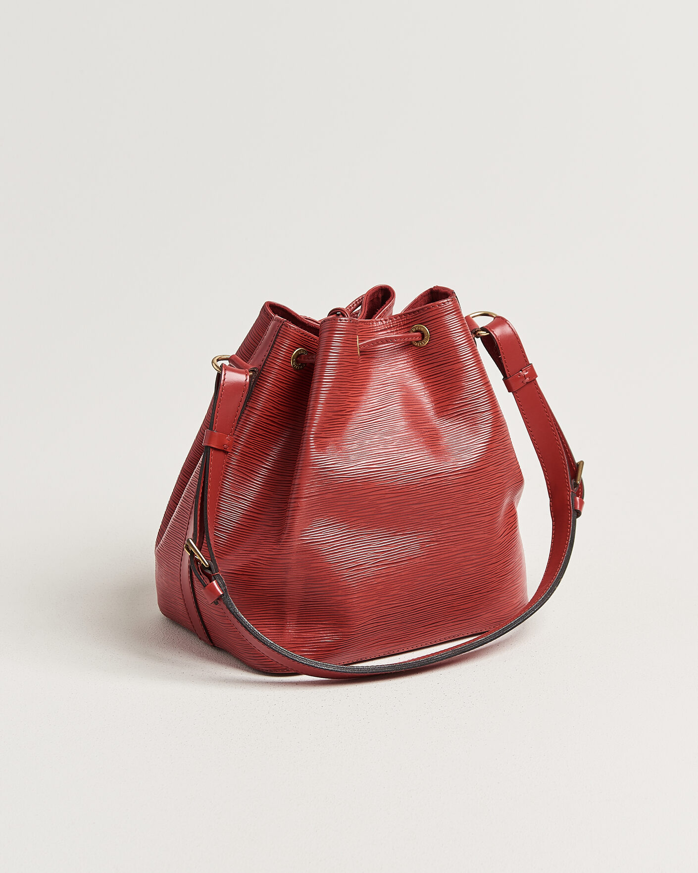 Mies | Pre-Owned & Vintage Bags | Louis Vuitton Pre-Owned | Petit Noé Epi Leather Red