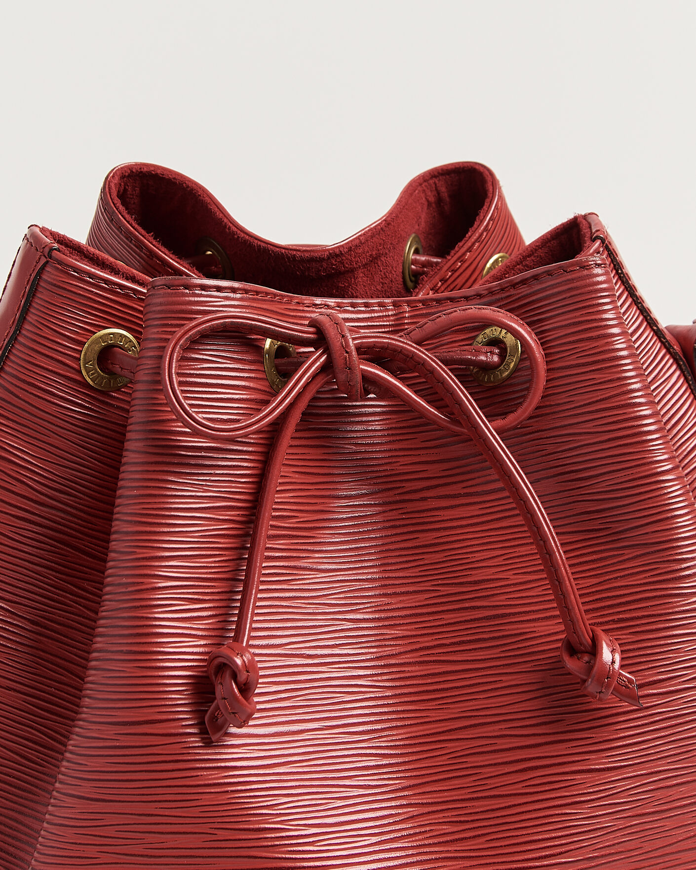 Mies | Pre-Owned & Vintage Bags | Louis Vuitton Pre-Owned | Petit Noé Epi Leather Red