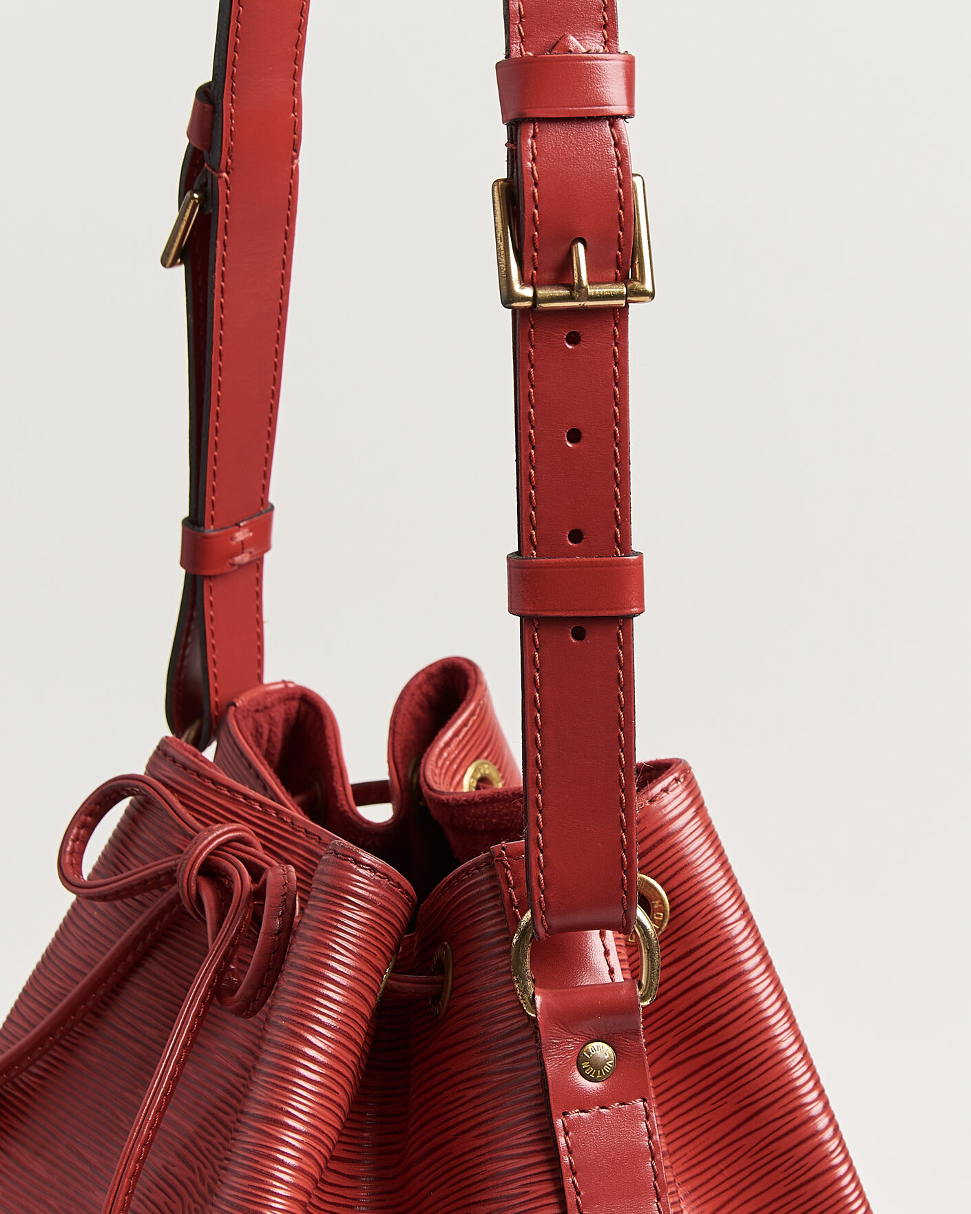 Mies | Pre-Owned & Vintage Bags | Louis Vuitton Pre-Owned | Petit Noé Epi Leather Red