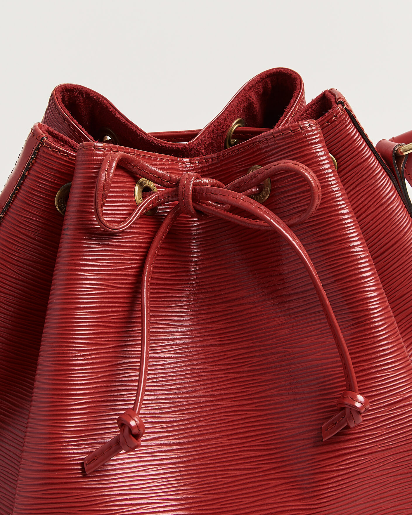 Mies | Pre-Owned & Vintage Bags | Louis Vuitton Pre-Owned | Noé Epi Leather Red