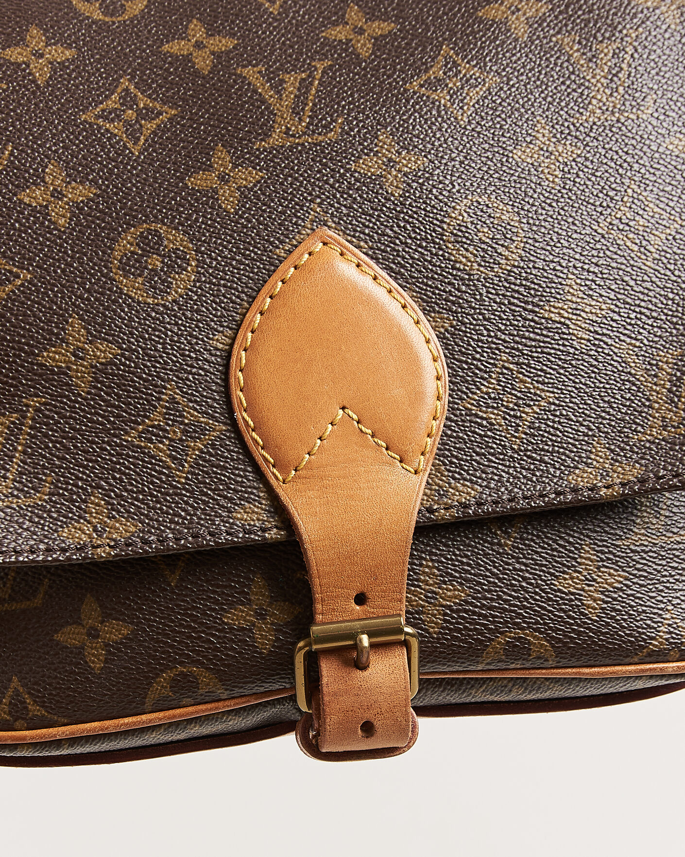 Mies | Pre-Owned & Vintage Bags | Louis Vuitton Pre-Owned | Cartouchiere Bag Monogram