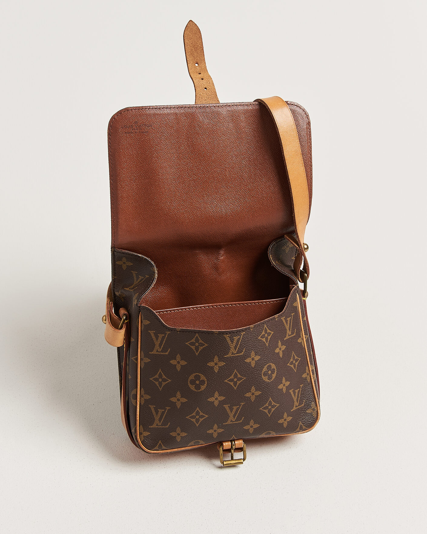 Mies | Pre-Owned & Vintage Bags | Louis Vuitton Pre-Owned | Cartouchiere Bag Monogram