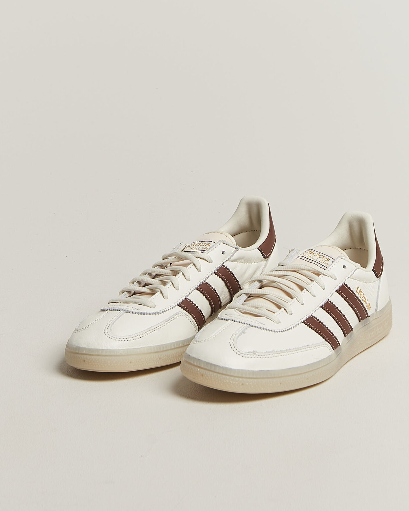 Mies | Tennarit | adidas Originals | Handball Spezial Sneaker White/Brown