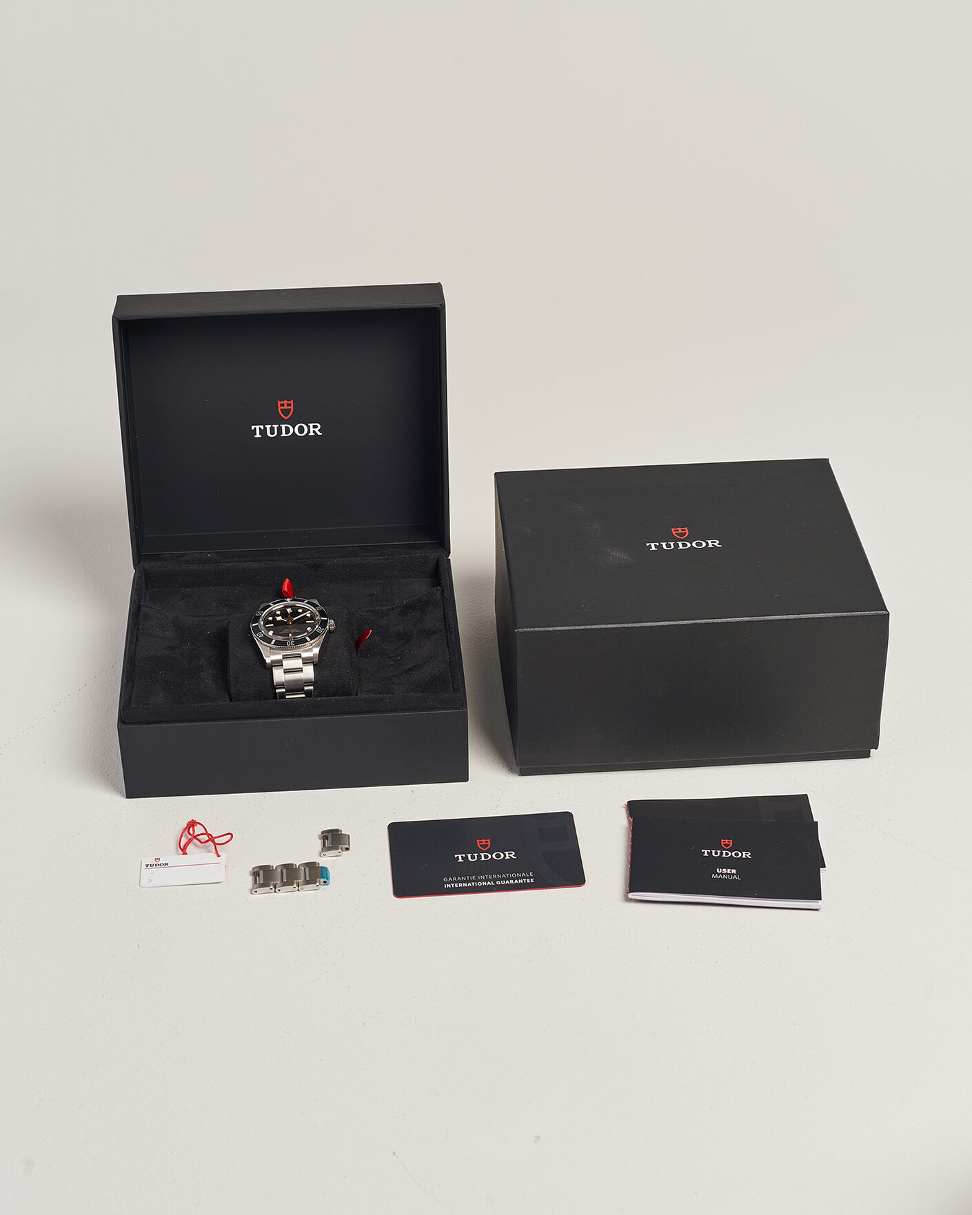 Mies | Pre-Owned & Vintage Watches | Tudor Pre-Owned | Black Bay 54