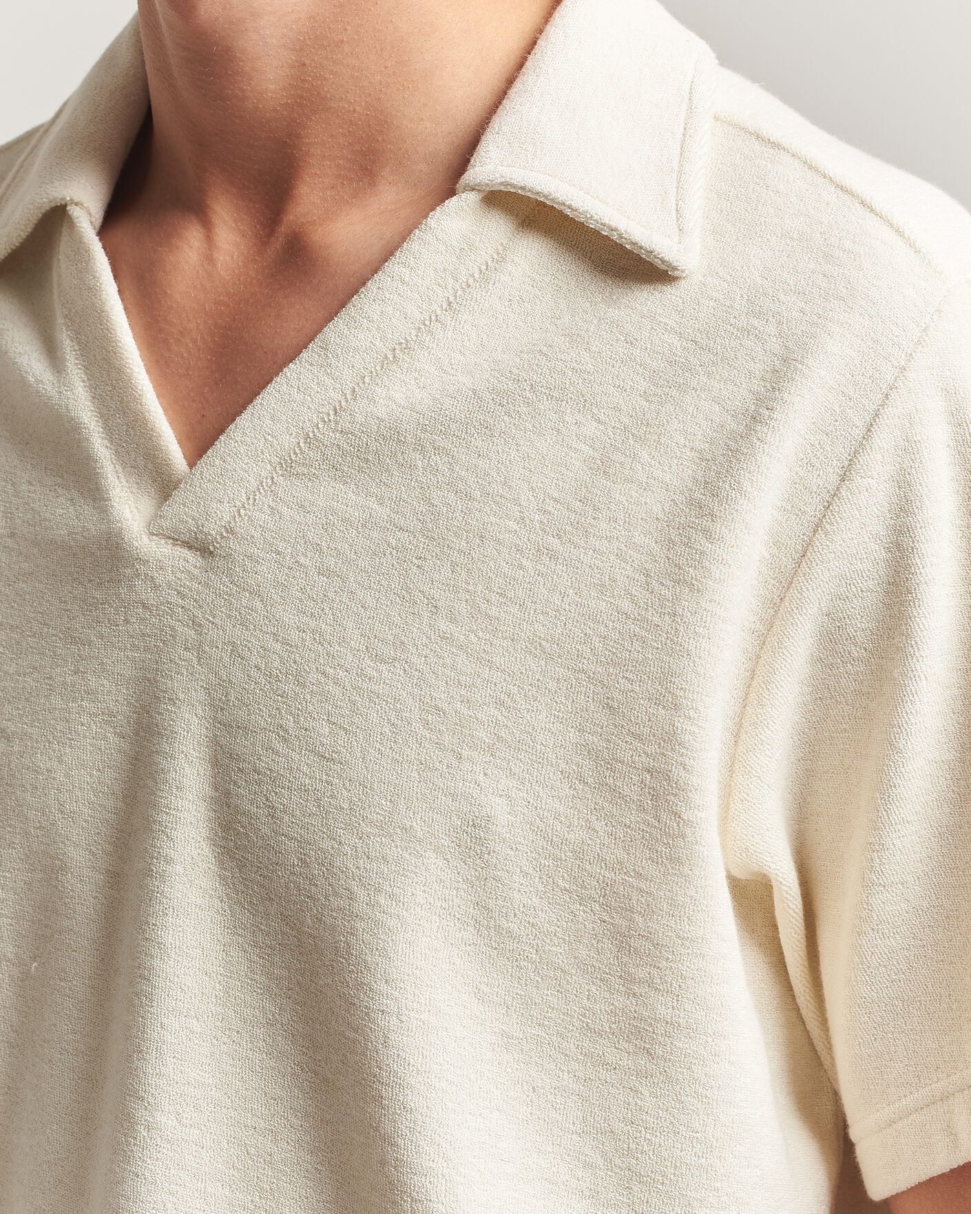 Mies | Pikeet | OAS | Serif Regular Fit Terry Open Collar Polo Ecru
